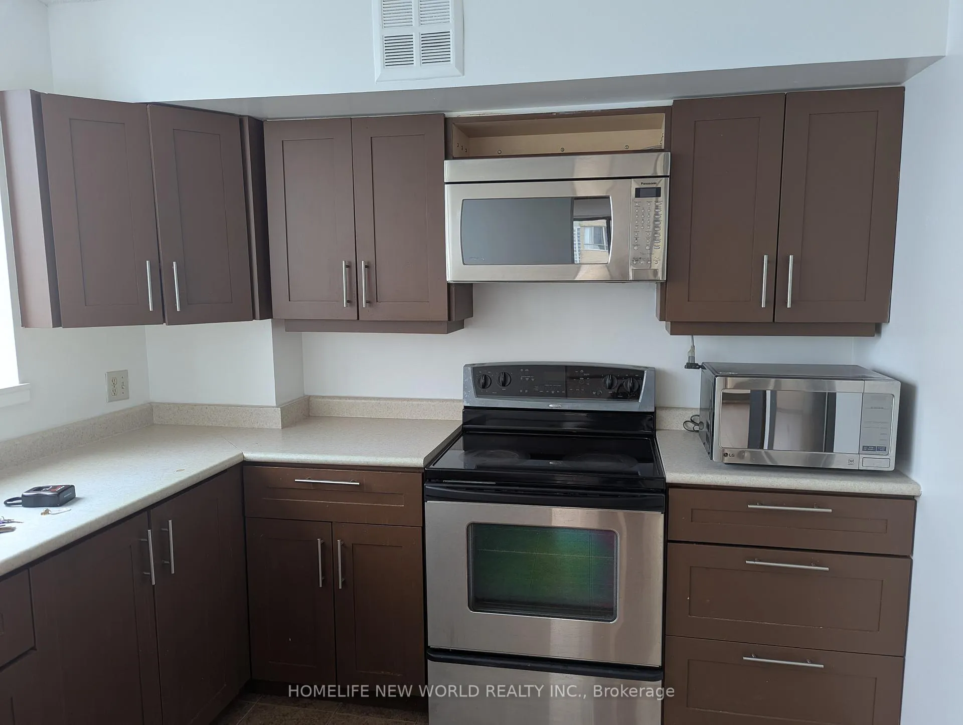 Photo 8 of Unit 2501, 270 Queens Quay W, Toronto, Waterfront Communities — HOMEH