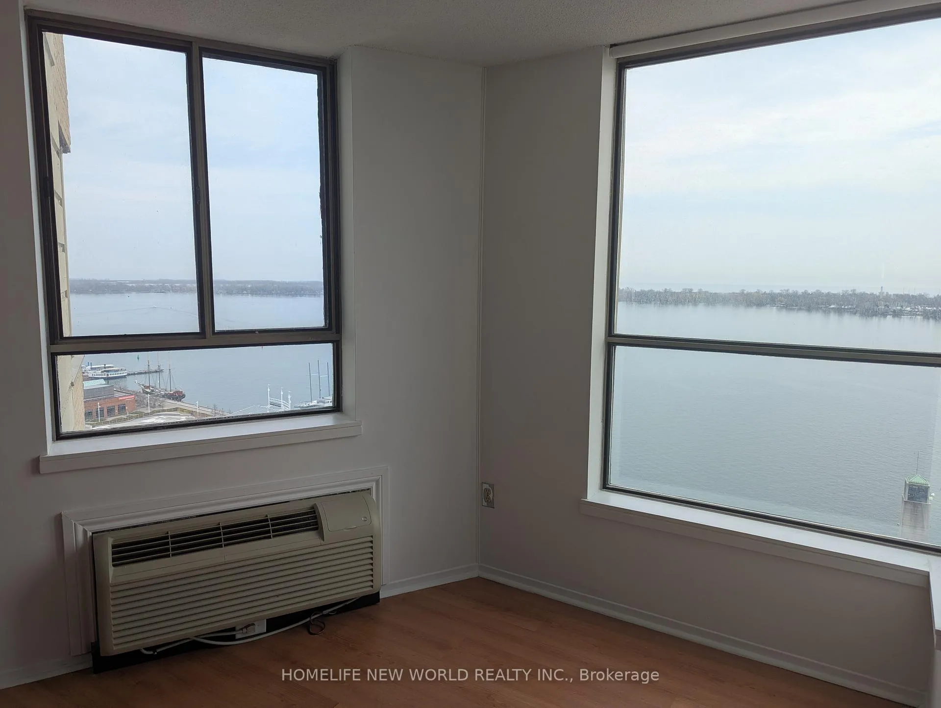 Photo 11 of Unit 2501, 270 Queens Quay W, Toronto, Waterfront Communities — HOMEH