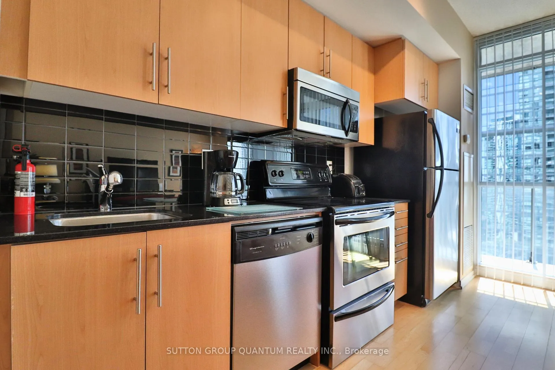 Photo 4 of Unit 2604, 65 Bremner Boulevard, Toronto, Waterfront Communities — HOMEH