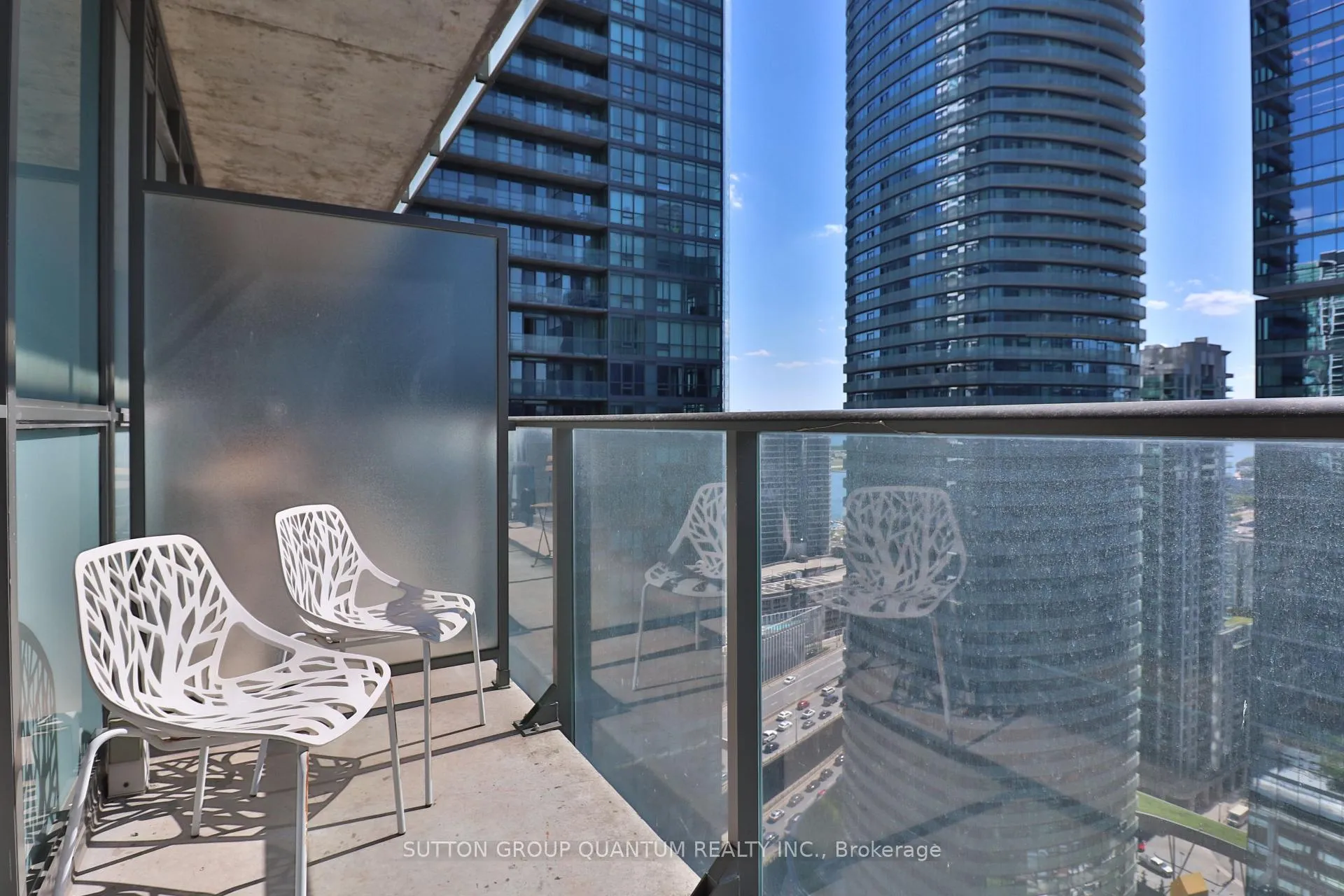 Photo 8 of Unit 2604, 65 Bremner Boulevard, Toronto, Waterfront Communities — HOMEH