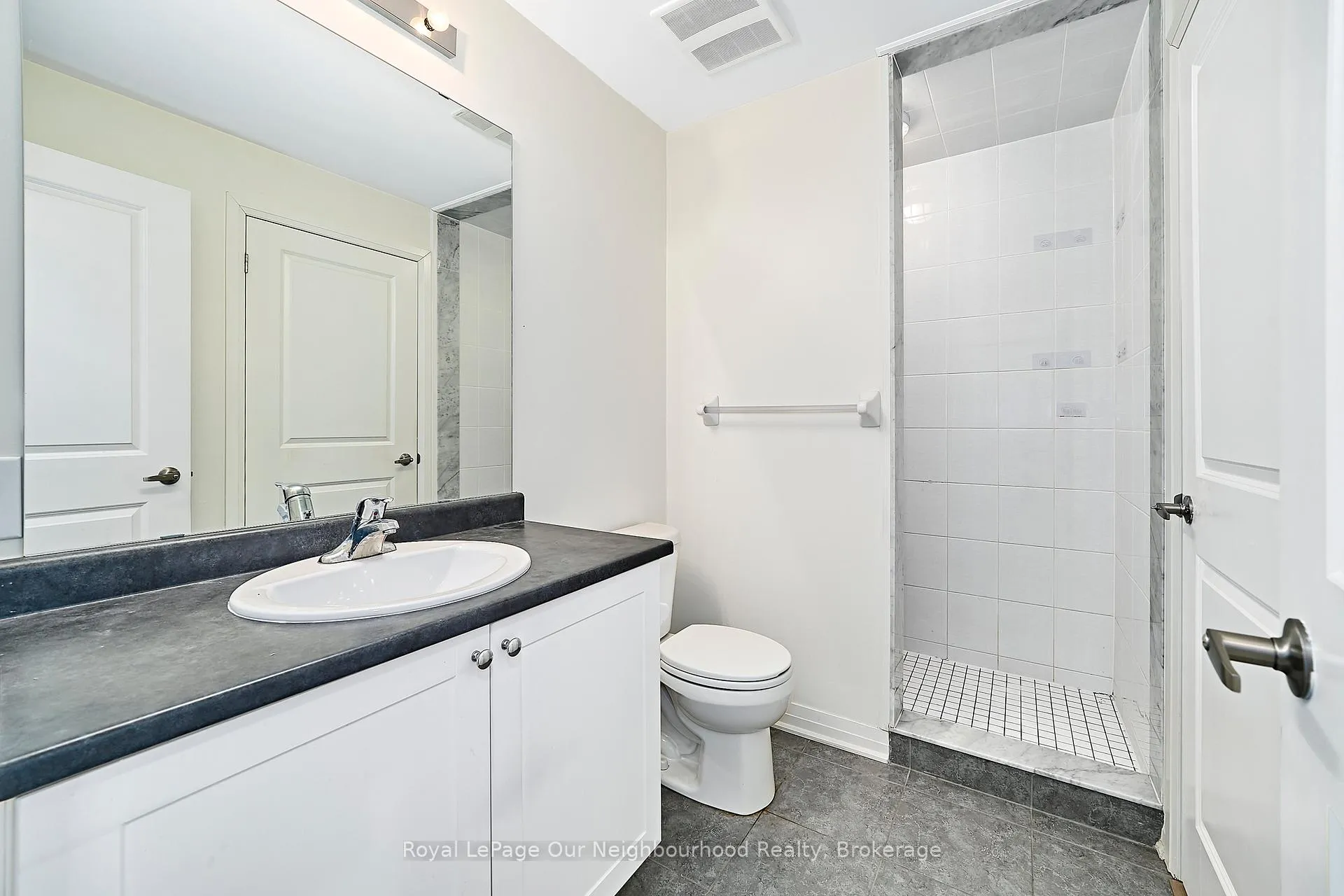 Photo 20 of Unit 107, 80 Shipway Avenue, Clarington, Newcastle — HOMEH