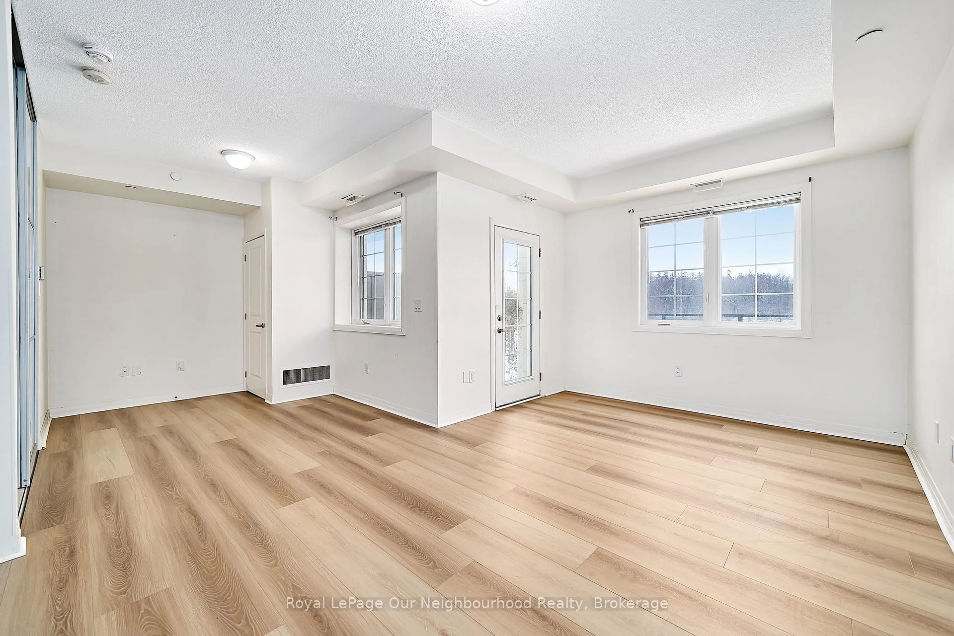 Photo 32 of Unit 107, 80 Shipway Avenue, Clarington, Newcastle — HOMEH