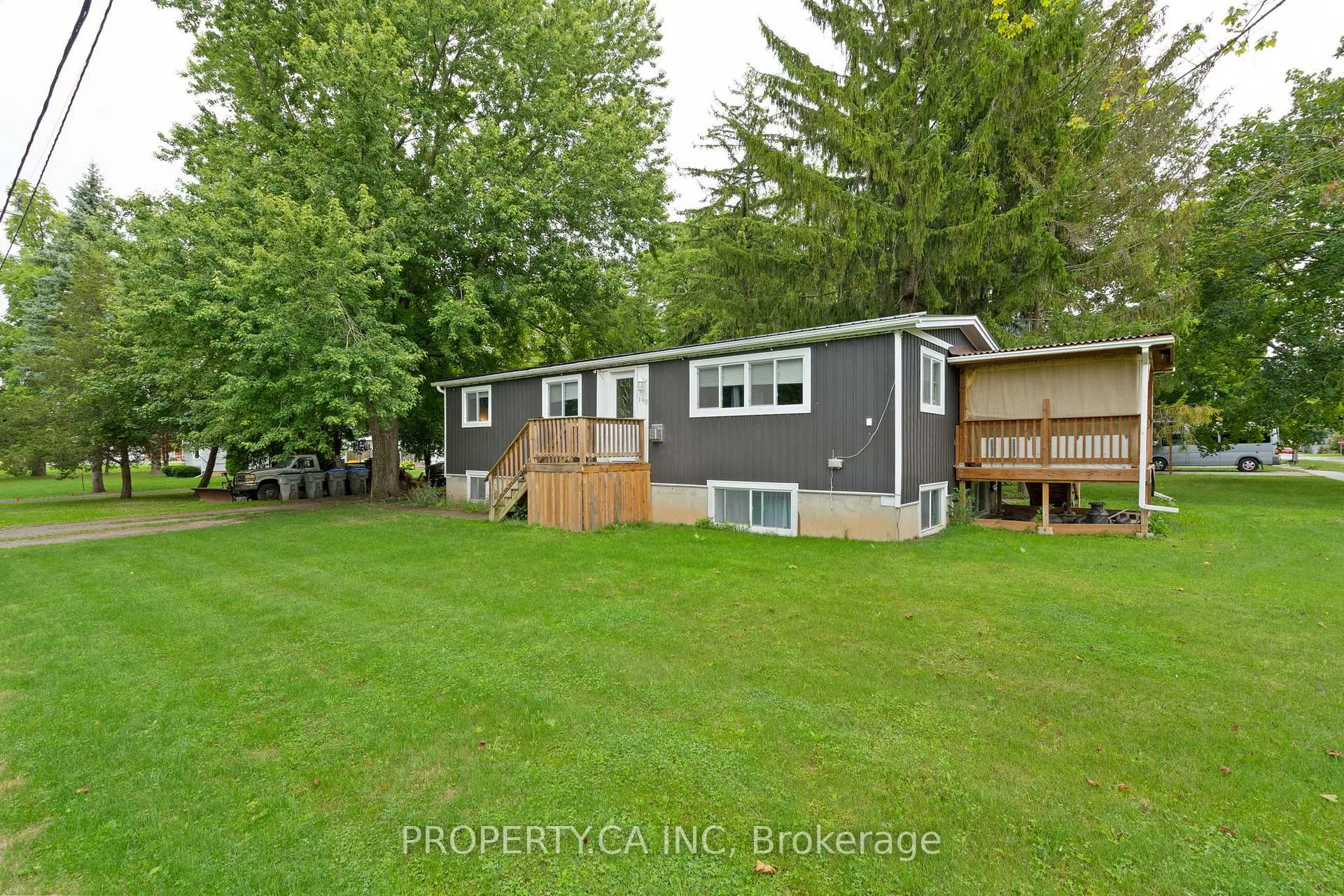 Photo 2 of 190 Ann Street, North Middlesex, Parkhill — HOMEH