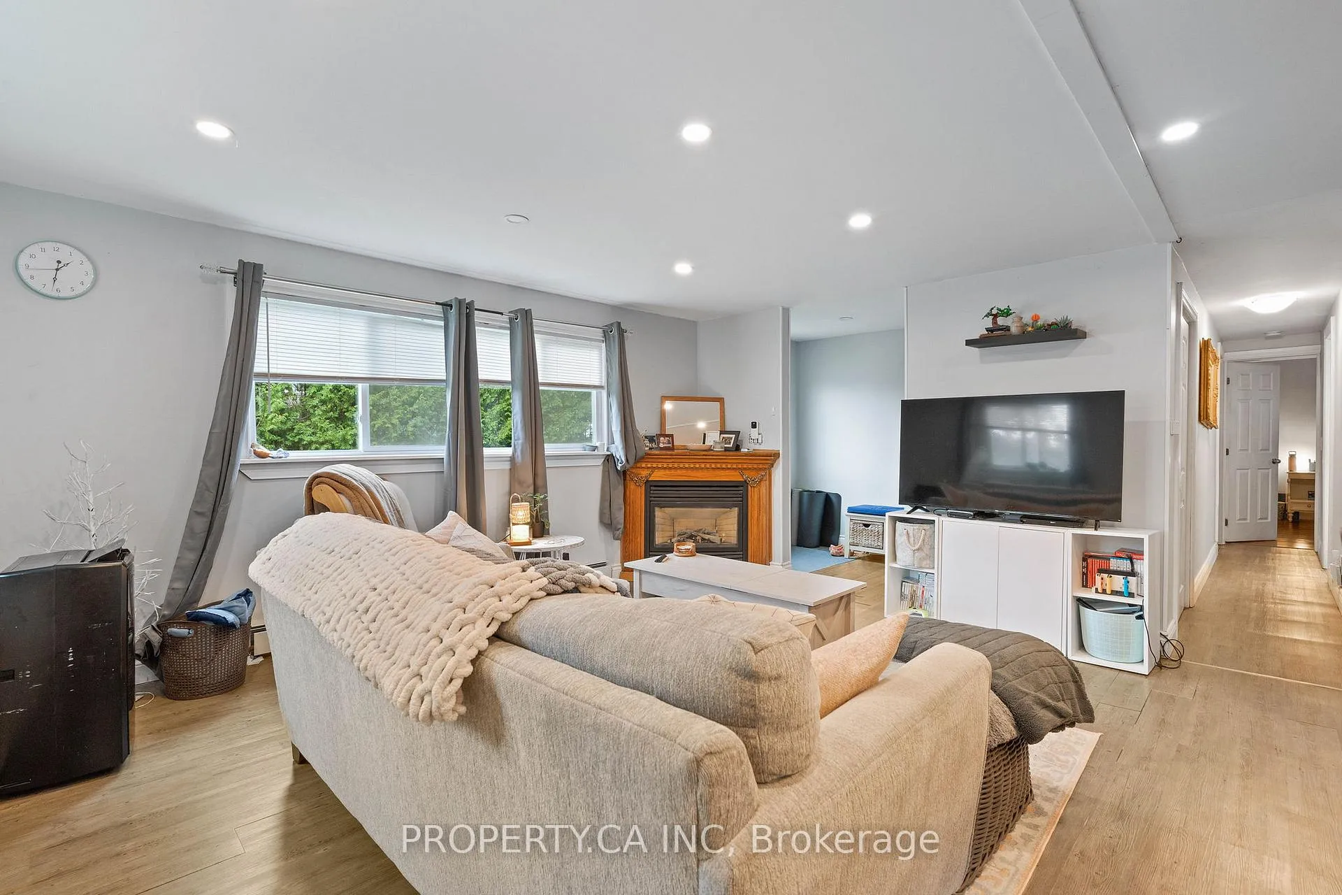 Photo 8 of 190 Ann Street, North Middlesex, Parkhill — HOMEH