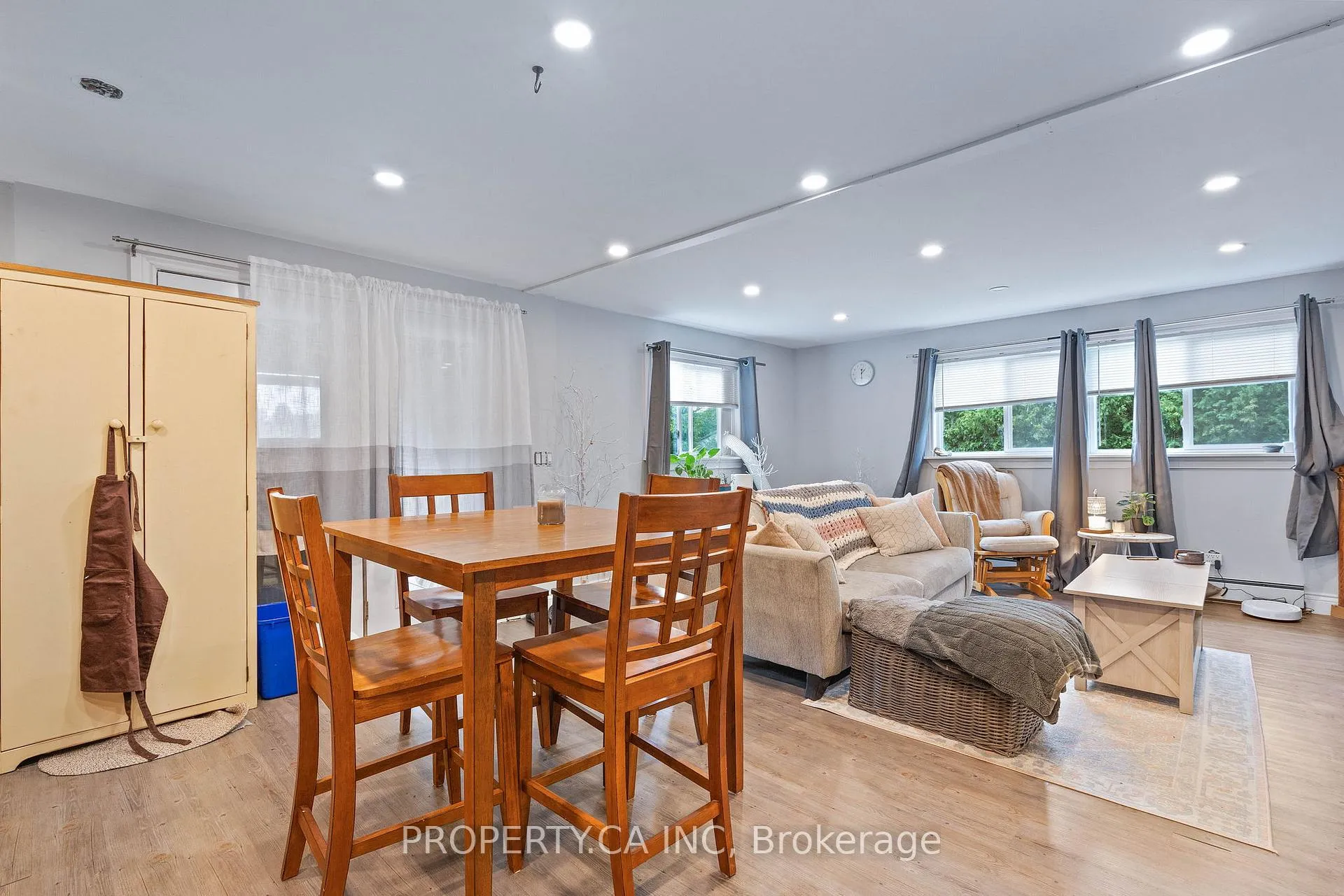 Photo 16 of 190 Ann Street, North Middlesex, Parkhill — HOMEH
