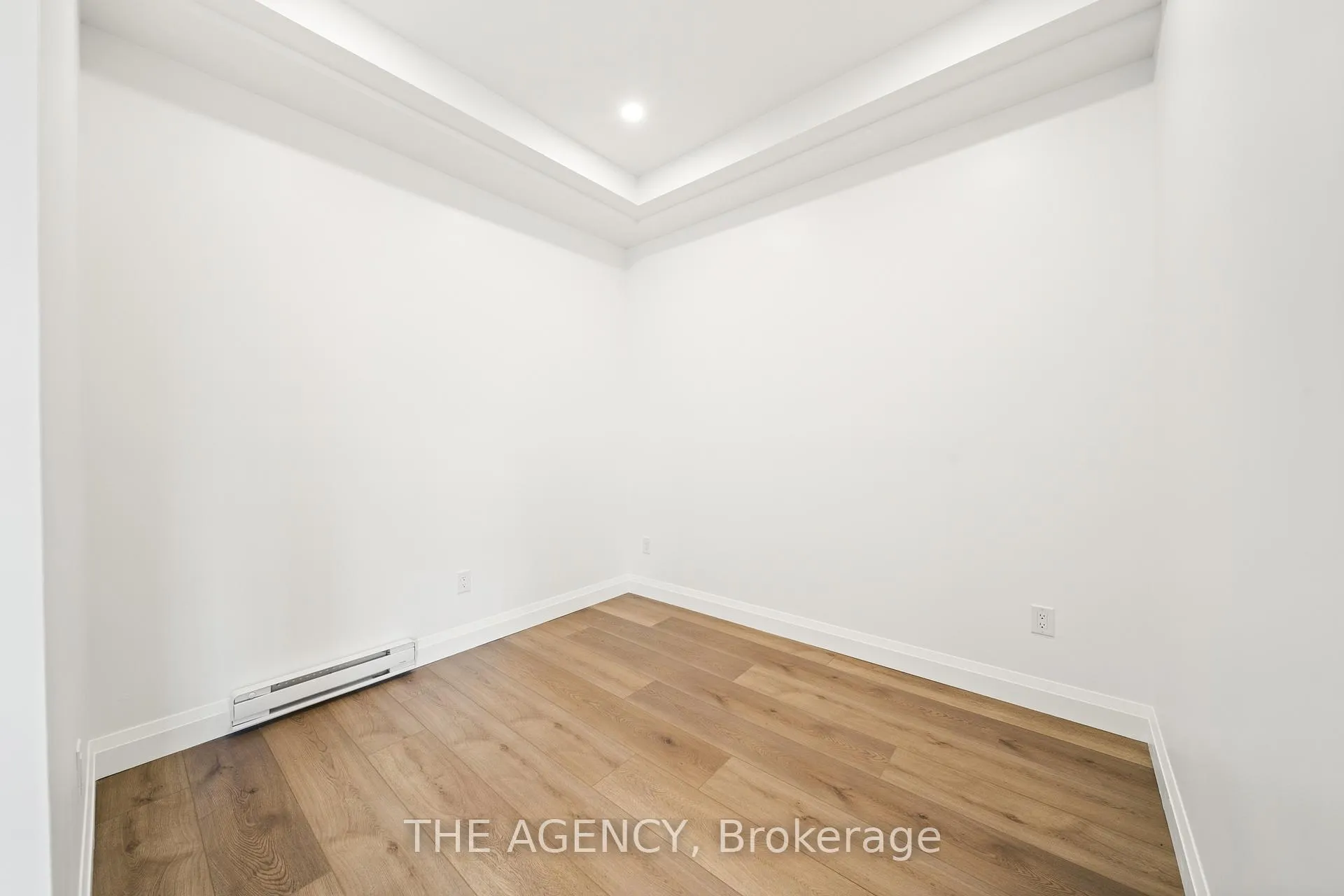 Photo 4 of Unit 3, 153 Main Street E, Milton, Old Milton — HOMEH