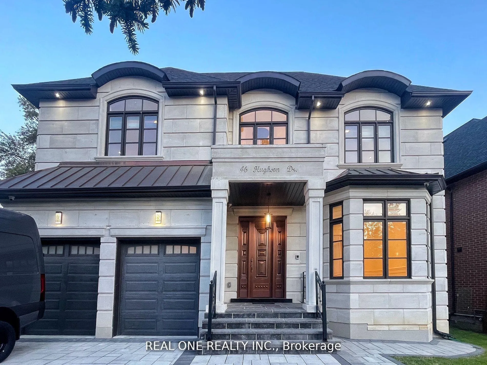 Photo 1 of 46 Hughson Drive, Markham, Buttonville — HOMEH