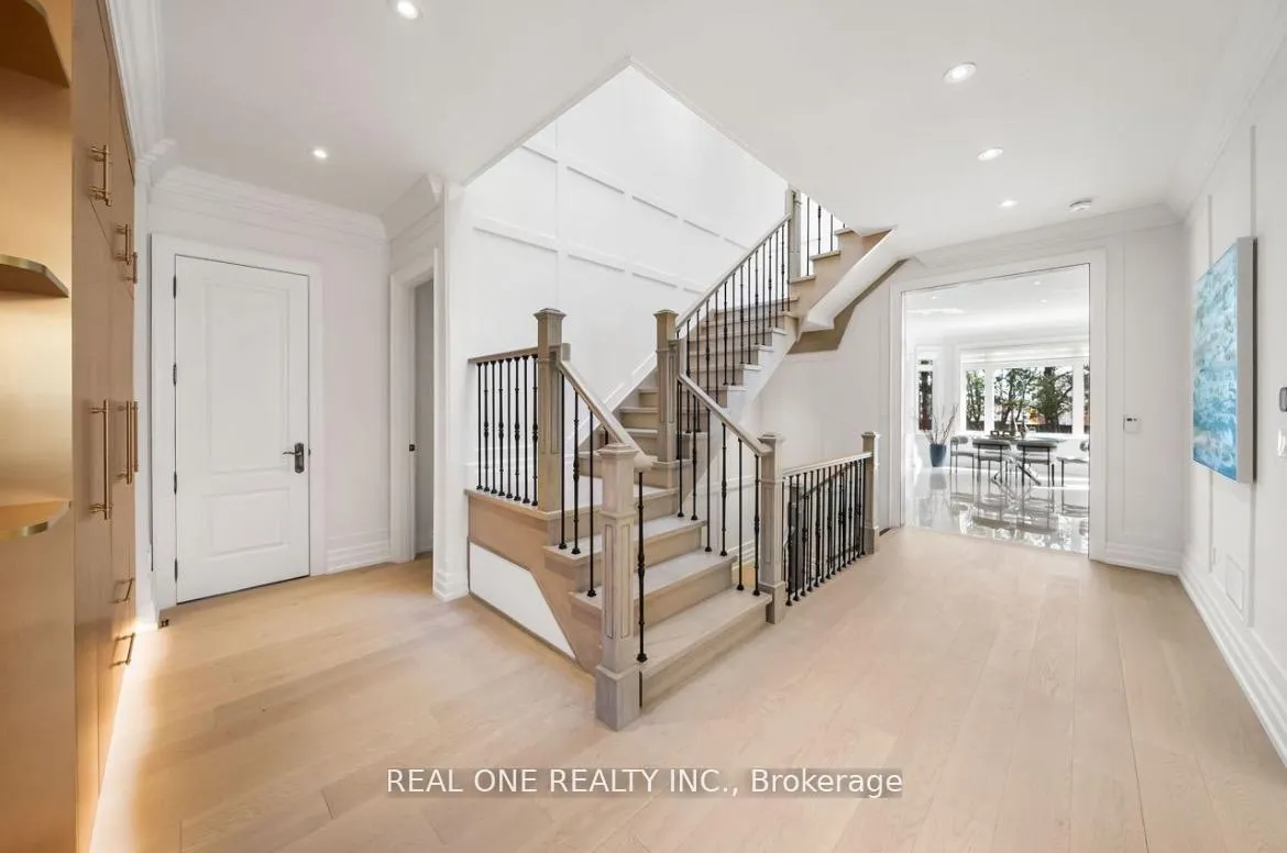 Photo 8 of 46 Hughson Drive, Markham, Buttonville — HOMEH