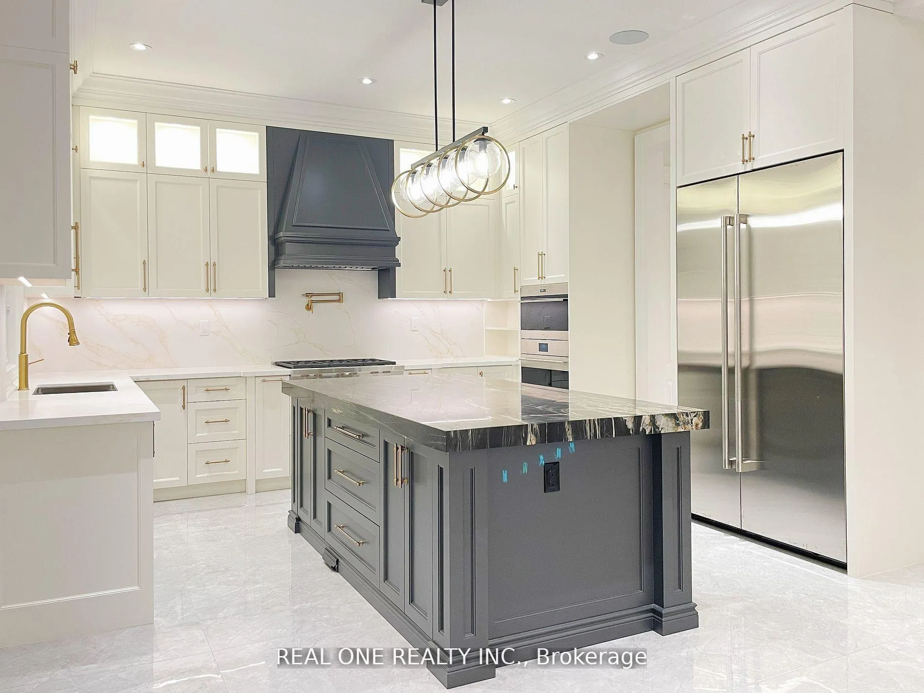 Photo 15 of 46 Hughson Drive, Markham, Buttonville — HOMEH