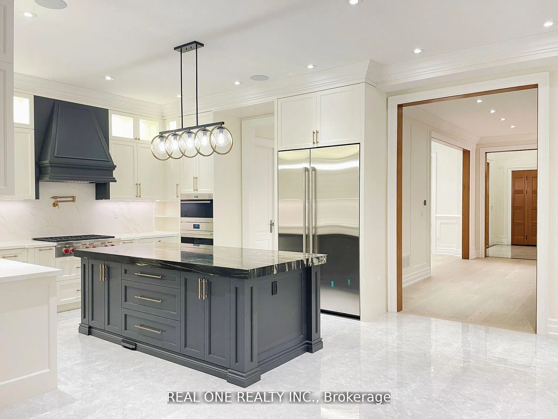 Photo 16 of 46 Hughson Drive, Markham, Buttonville — HOMEH