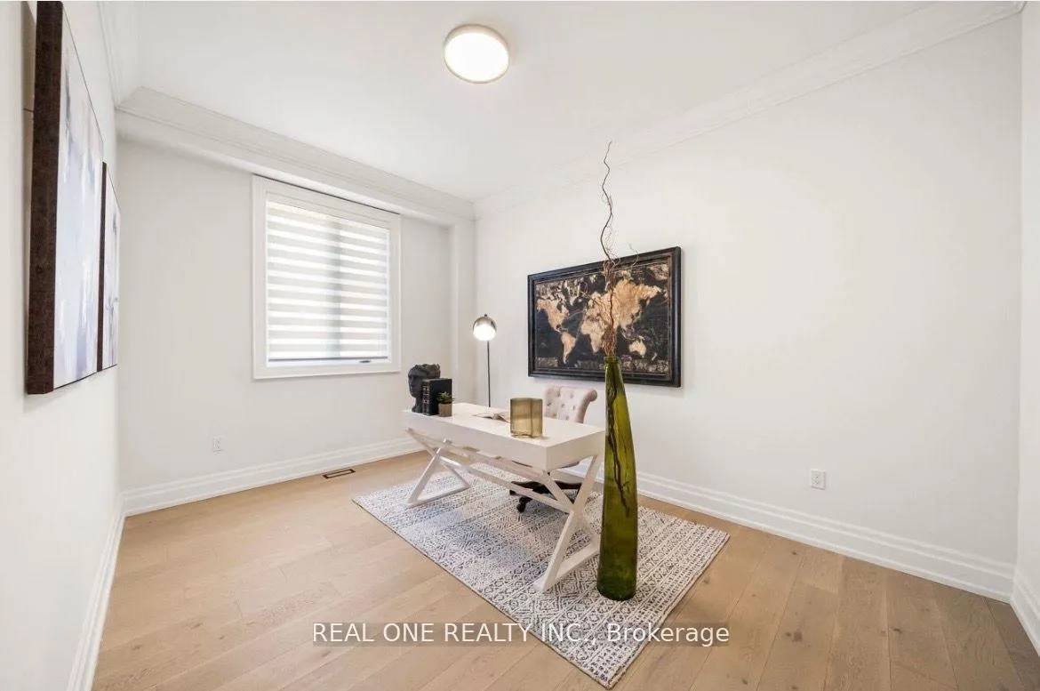 Photo 23 of 46 Hughson Drive, Markham, Buttonville — HOMEH