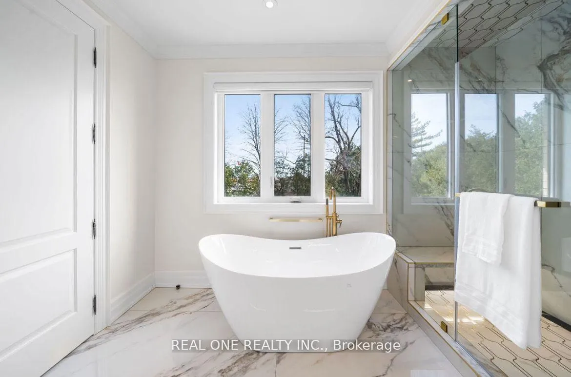 Photo 29 of 46 Hughson Drive, Markham, Buttonville — HOMEH