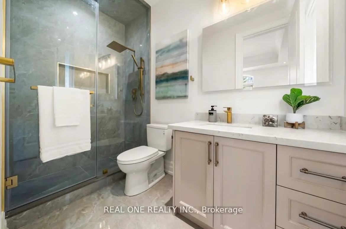 Photo 36 of 46 Hughson Drive, Markham, Buttonville — HOMEH