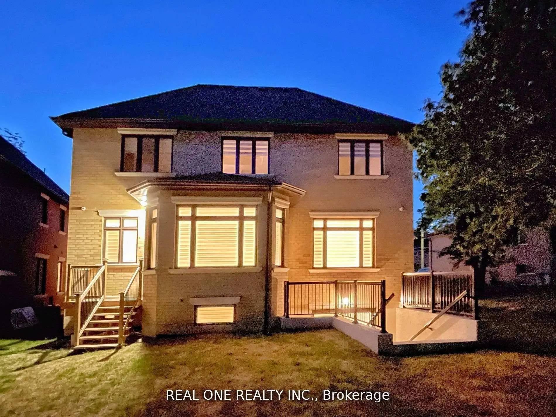 Photo 48 of 46 Hughson Drive, Markham, Buttonville — HOMEH