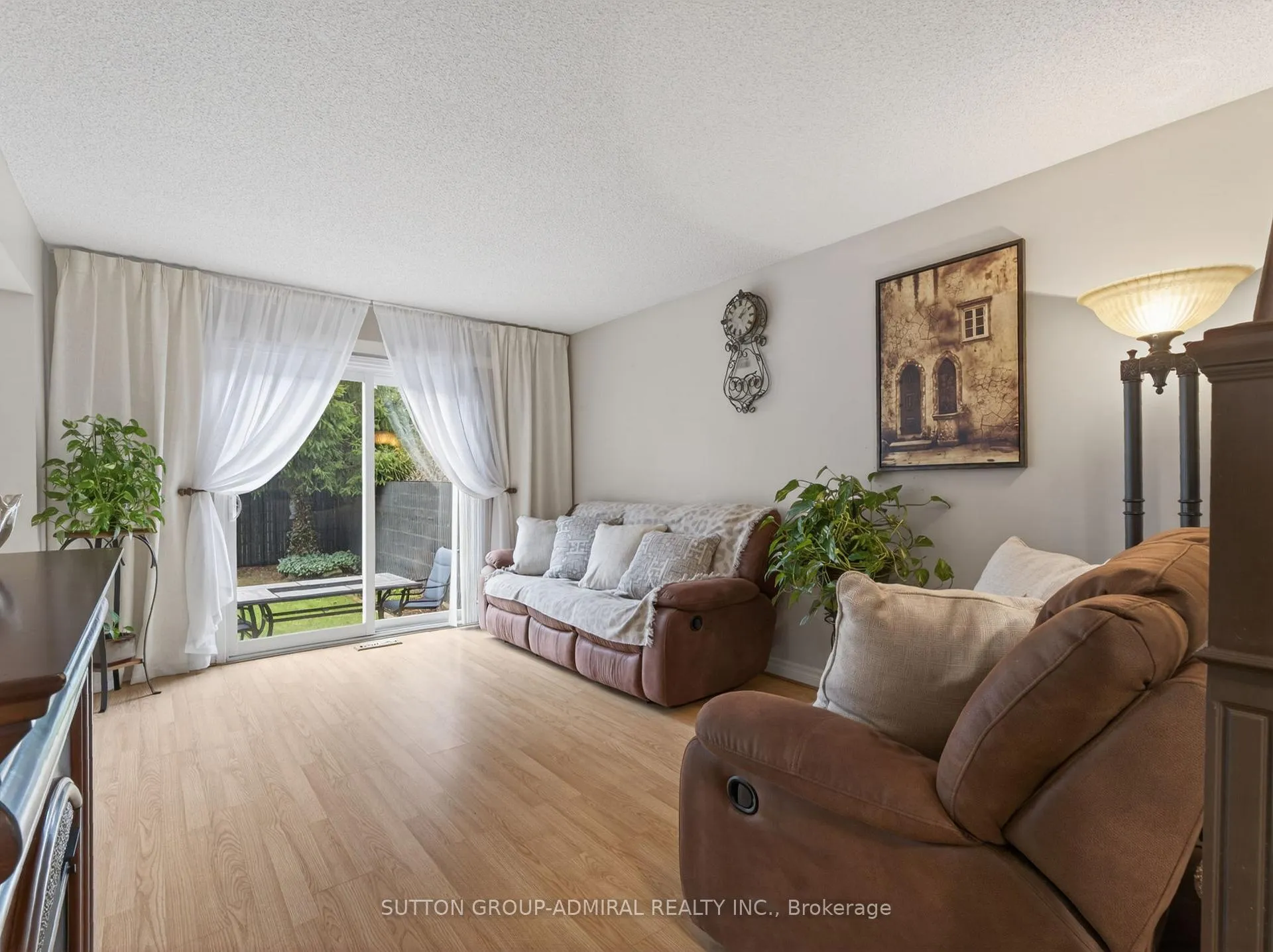 Photo 18 of 116 Patrice Crescent, Vaughan, Crestwood-Springfarm-Yorkhill — HOMEH
