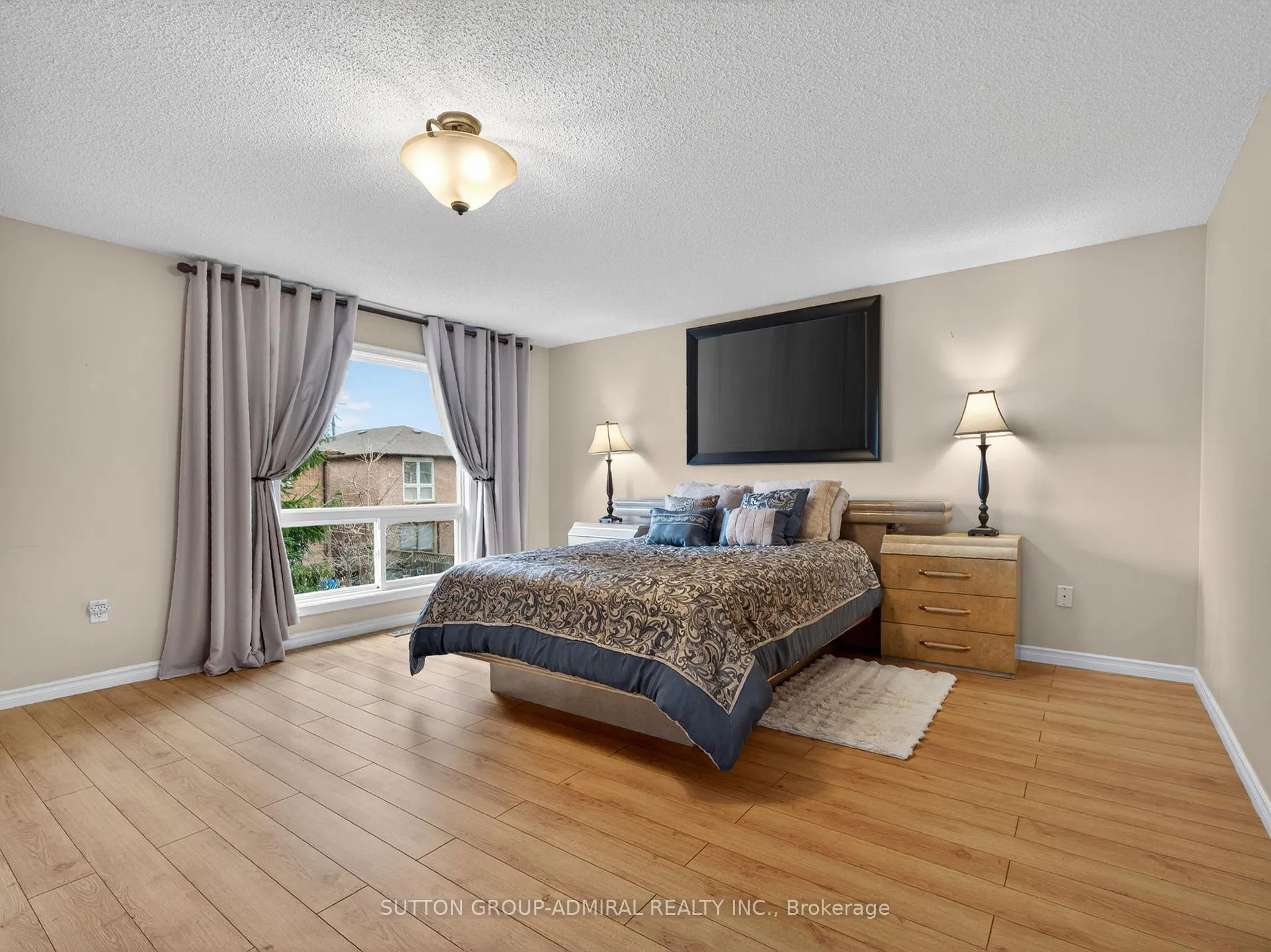 Photo 25 of 116 Patrice Crescent, Vaughan, Crestwood-Springfarm-Yorkhill — HOMEH
