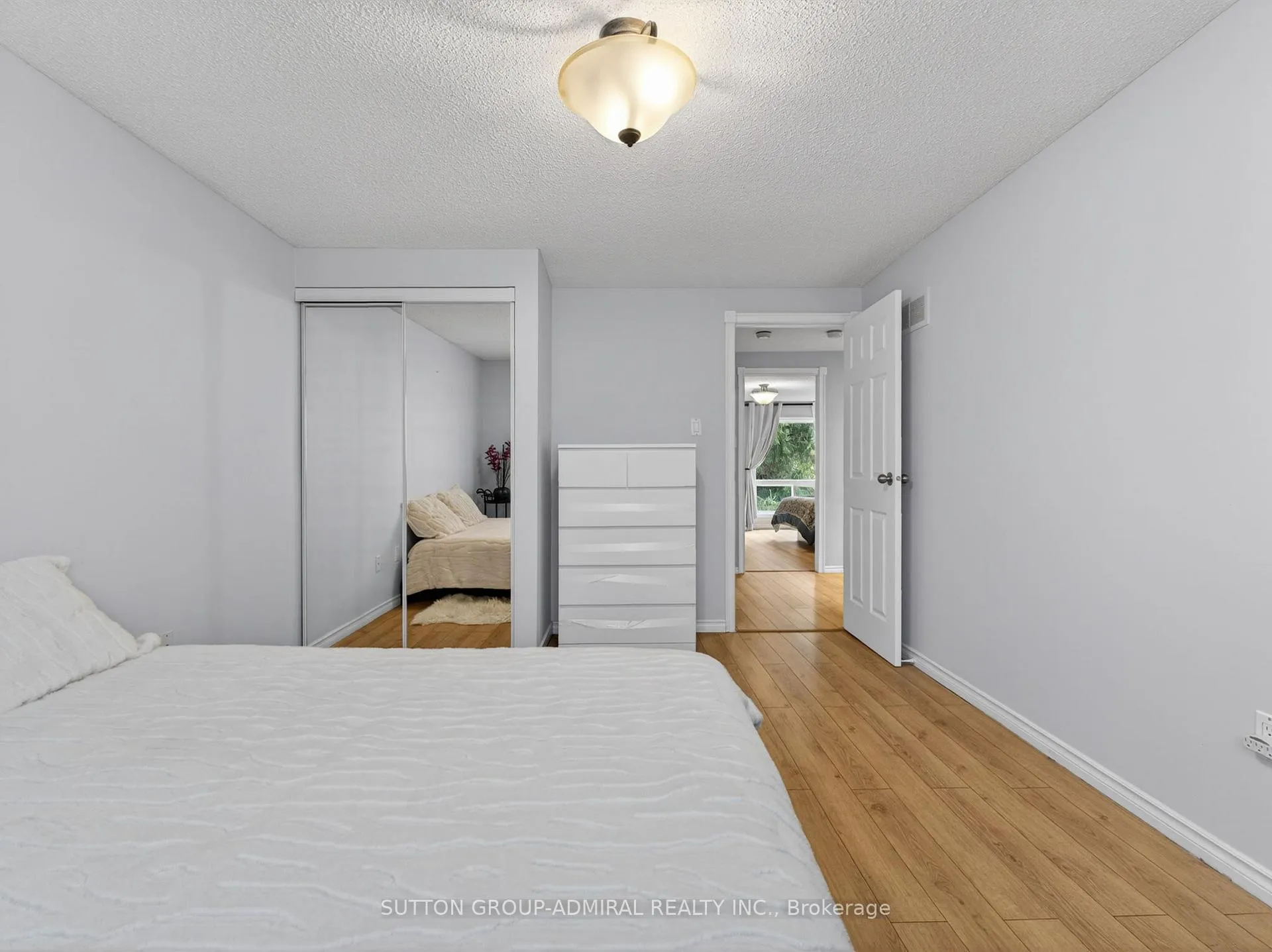 Photo 32 of 116 Patrice Crescent, Vaughan, Crestwood-Springfarm-Yorkhill — HOMEH