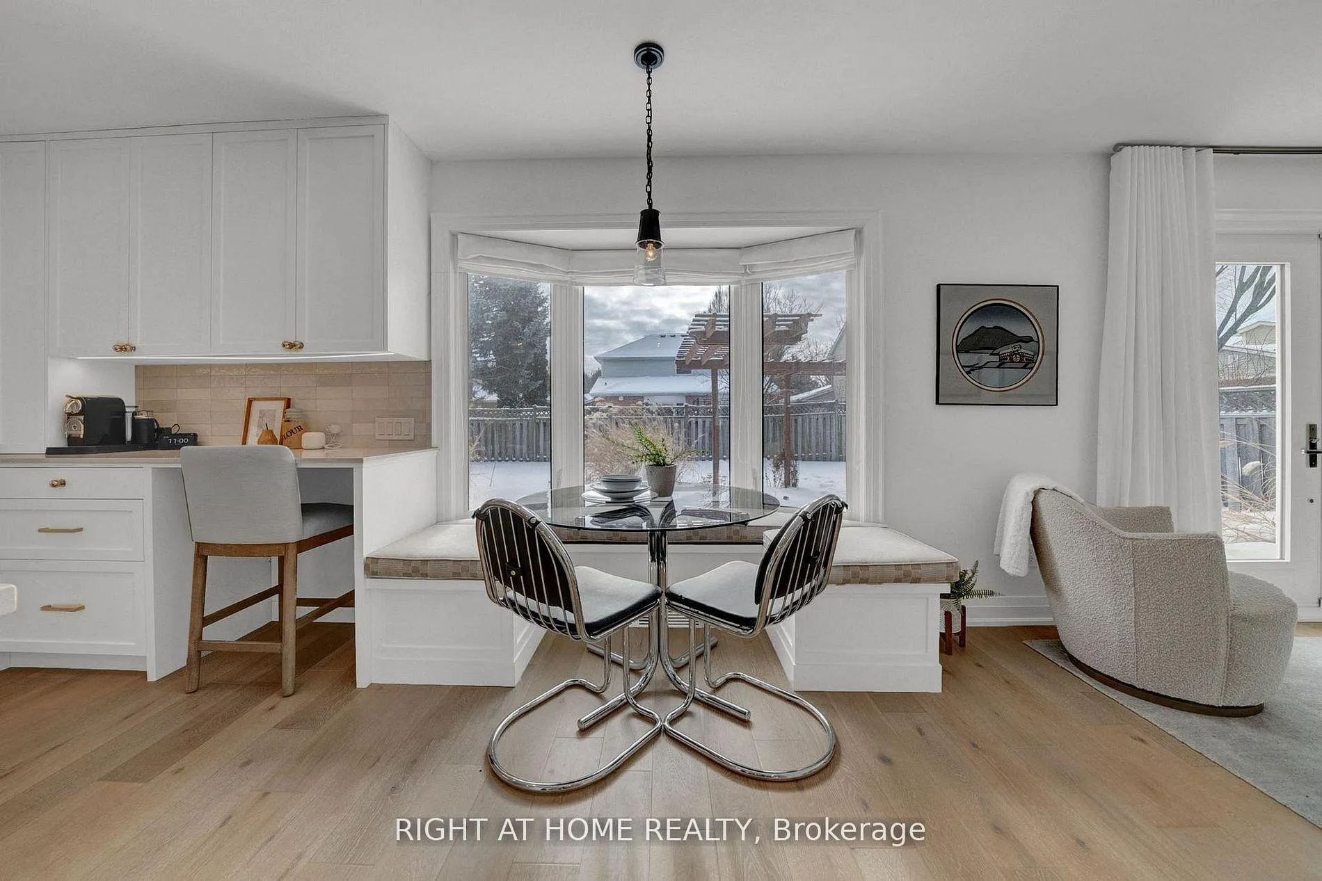Photo 13 of 527 Beech Street E, Whitby, Pringle Creek — HOMEH