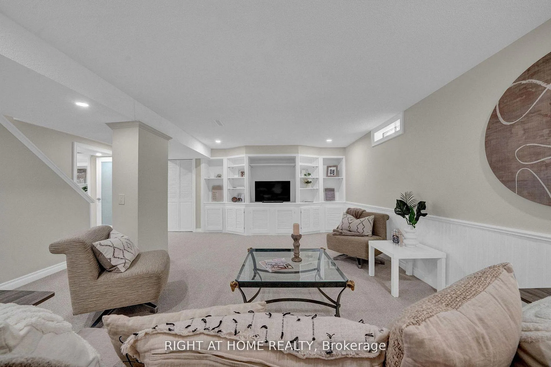 Photo 35 of 527 Beech Street E, Whitby, Pringle Creek — HOMEH