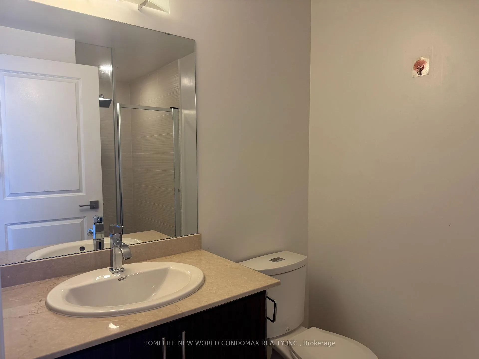 Photo 4 of Unit Lph1-15, 7161 Yonge Street, Markham, Thornhill — HOMEH