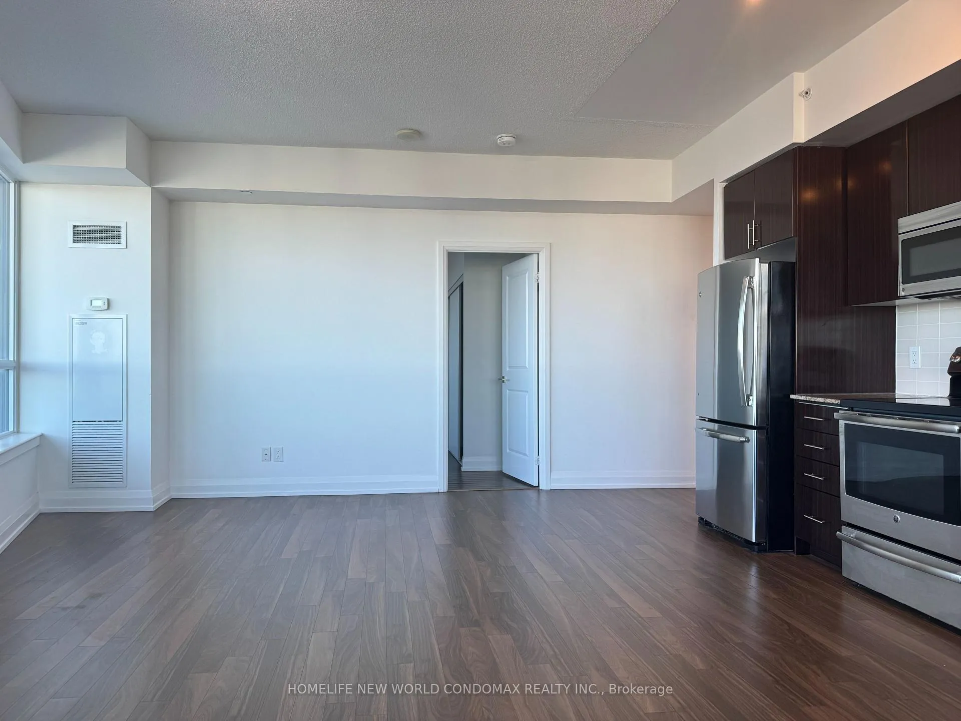 Photo 14 of Unit Lph1-15, 7161 Yonge Street, Markham, Thornhill — HOMEH