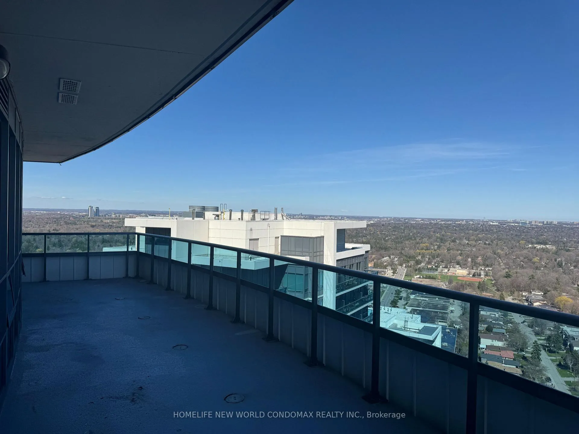 Photo 17 of Unit Lph1-15, 7161 Yonge Street, Markham, Thornhill — HOMEH