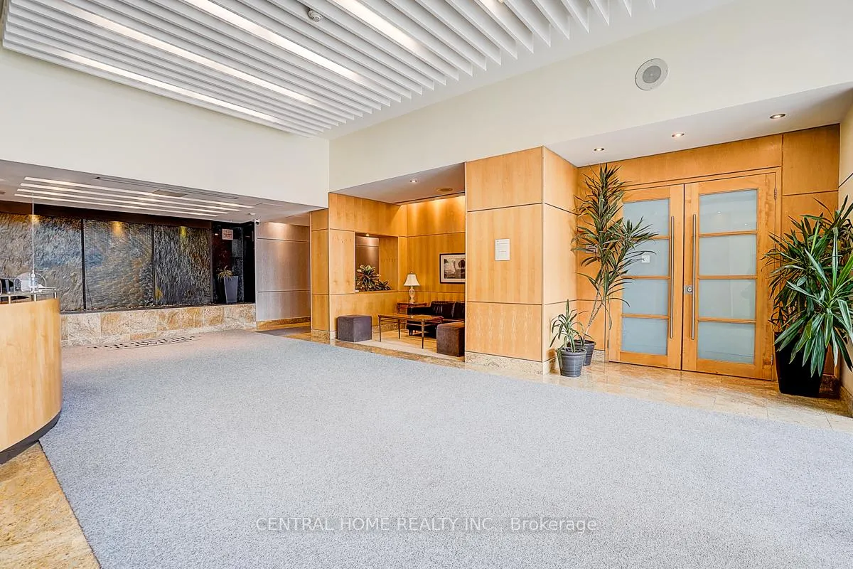 Photo 3 of Unit 325, 62 Suncrest Boulevard, Markham, Commerce Valley — HOMEH