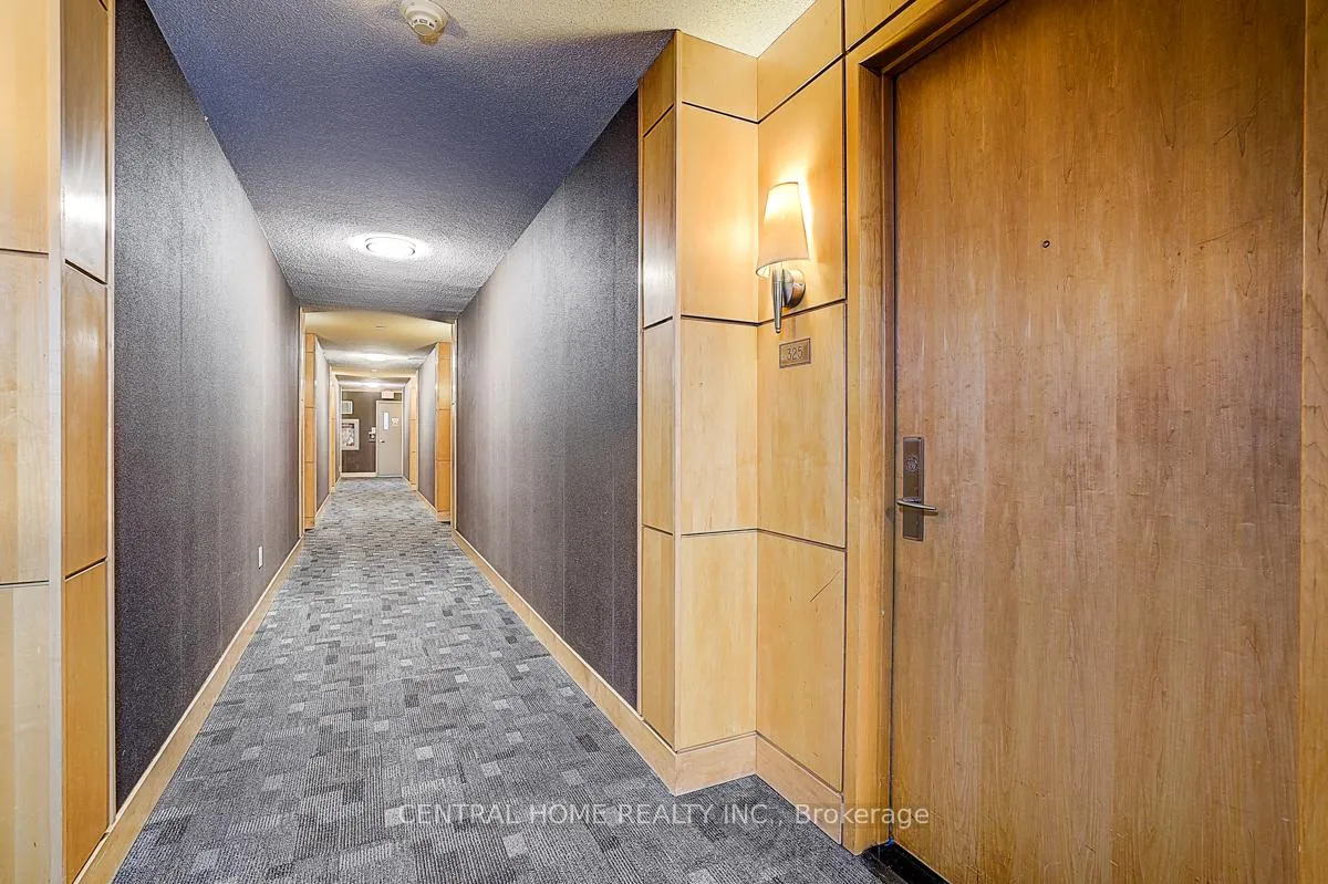 Photo 4 of Unit 325, 62 Suncrest Boulevard, Markham, Commerce Valley — HOMEH