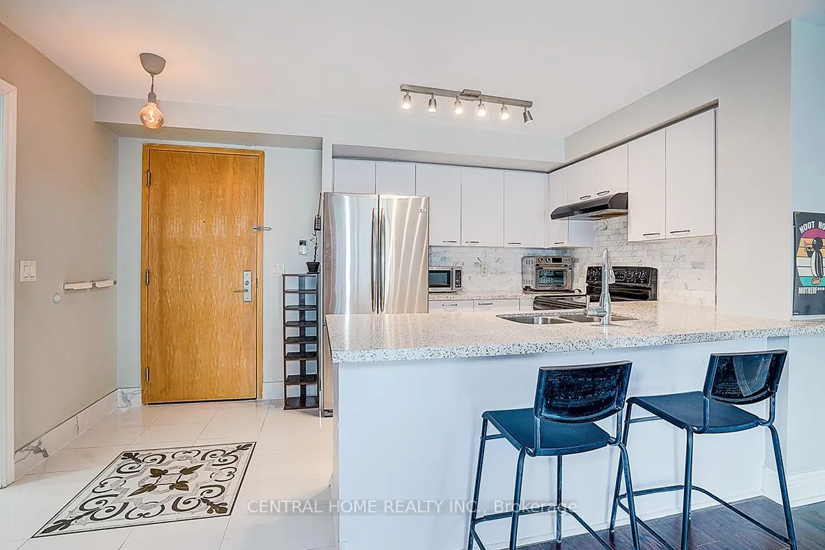 Photo 10 of Unit 325, 62 Suncrest Boulevard, Markham, Commerce Valley — HOMEH