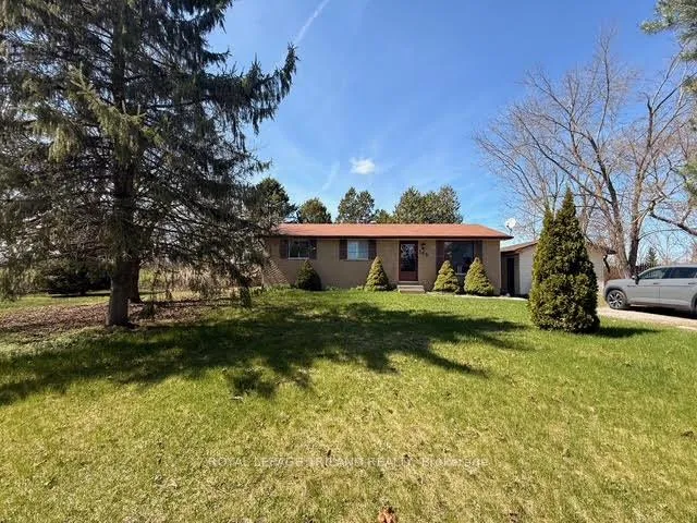 Photo 1 of 165 Railway Avenue, Middlesex Centre, Komoka — HOMEH