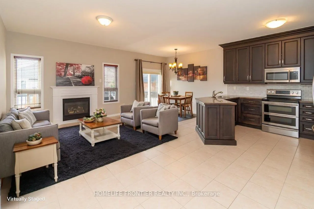 Photo 9 of 16 Red Pine Crescent, Wasaga Beach — HOMEH