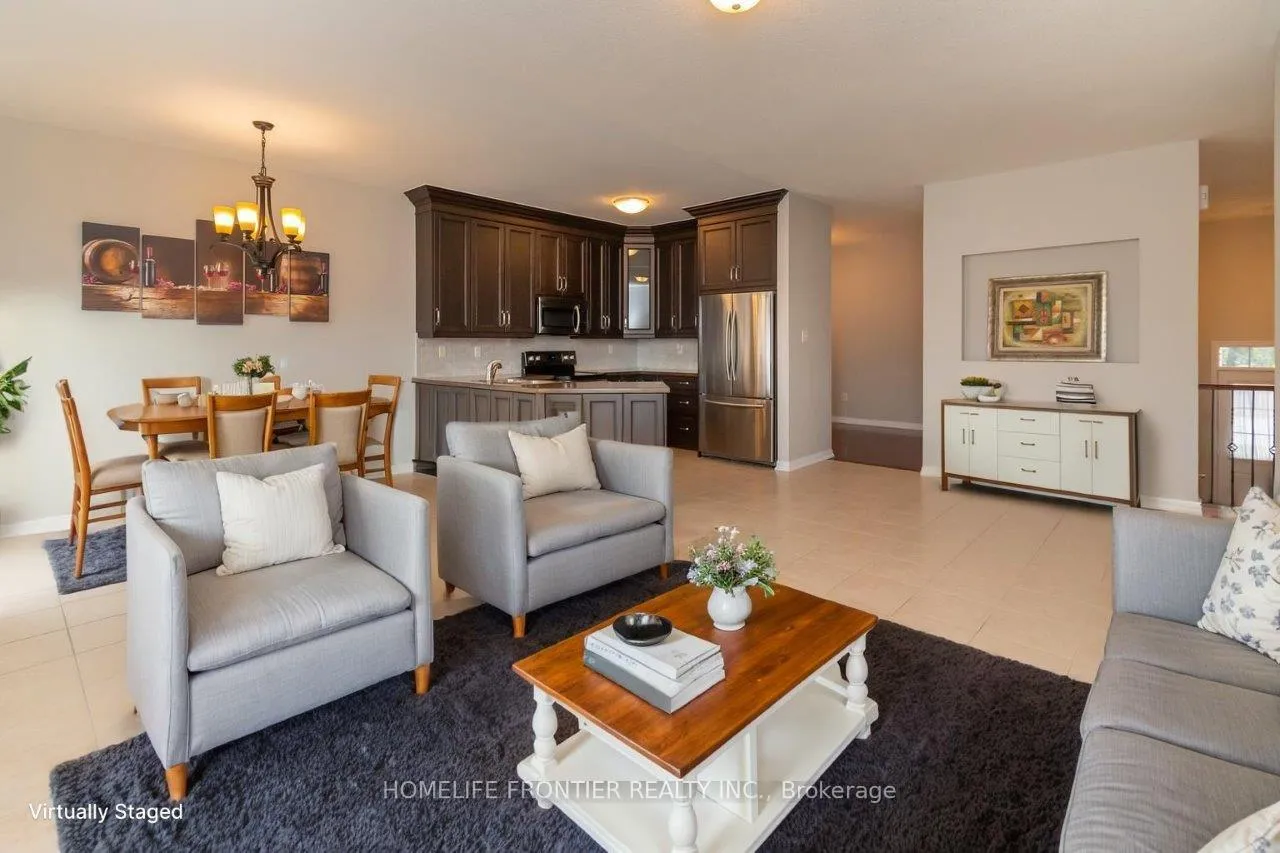 Photo 10 of 16 Red Pine Crescent, Wasaga Beach — HOMEH