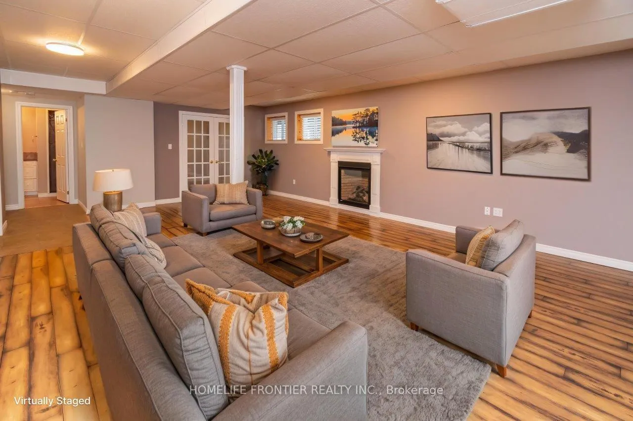 Photo 26 of 16 Red Pine Crescent, Wasaga Beach — HOMEH