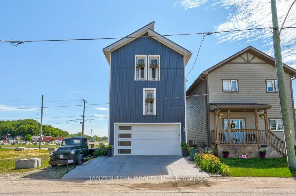 Photo 4 of 163 Maud Street, Central Elgin, Rural Central Elgin — HOMEH