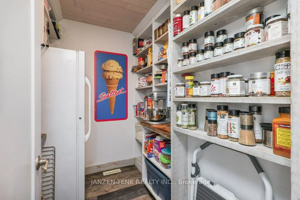 Photo 9 of 163 Maud Street, Central Elgin, Rural Central Elgin — HOMEH