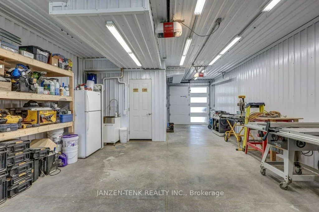 Photo 27 of 163 Maud Street, Central Elgin, Rural Central Elgin — HOMEH