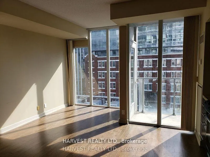 Photo 4 of Unit 708, 21 Nelson Street, Toronto, Waterfront Communities — HOMEH