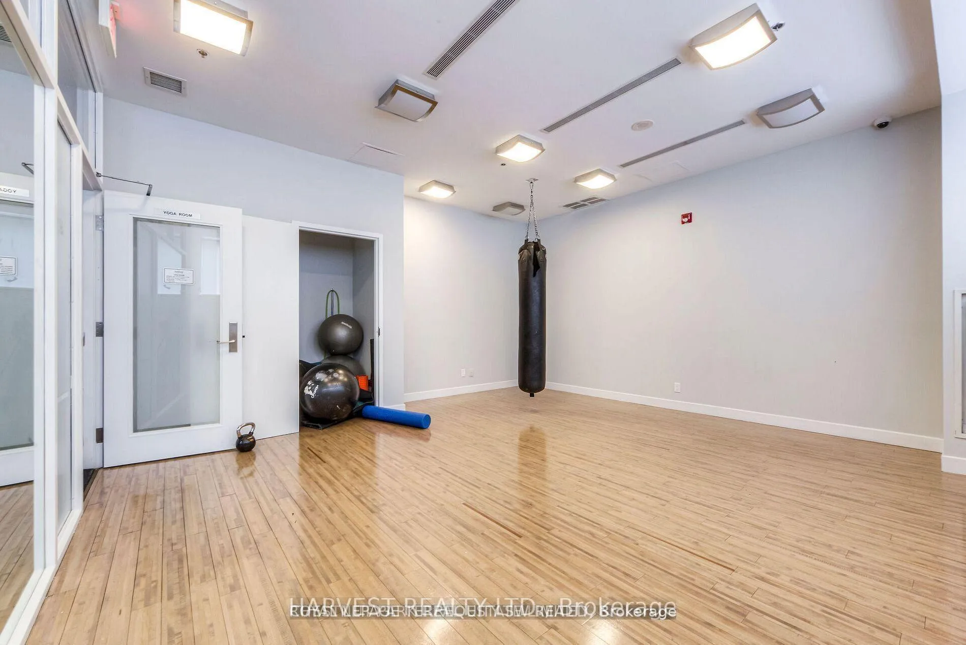 Photo 20 of Unit 708, 21 Nelson Street, Toronto, Waterfront Communities — HOMEH