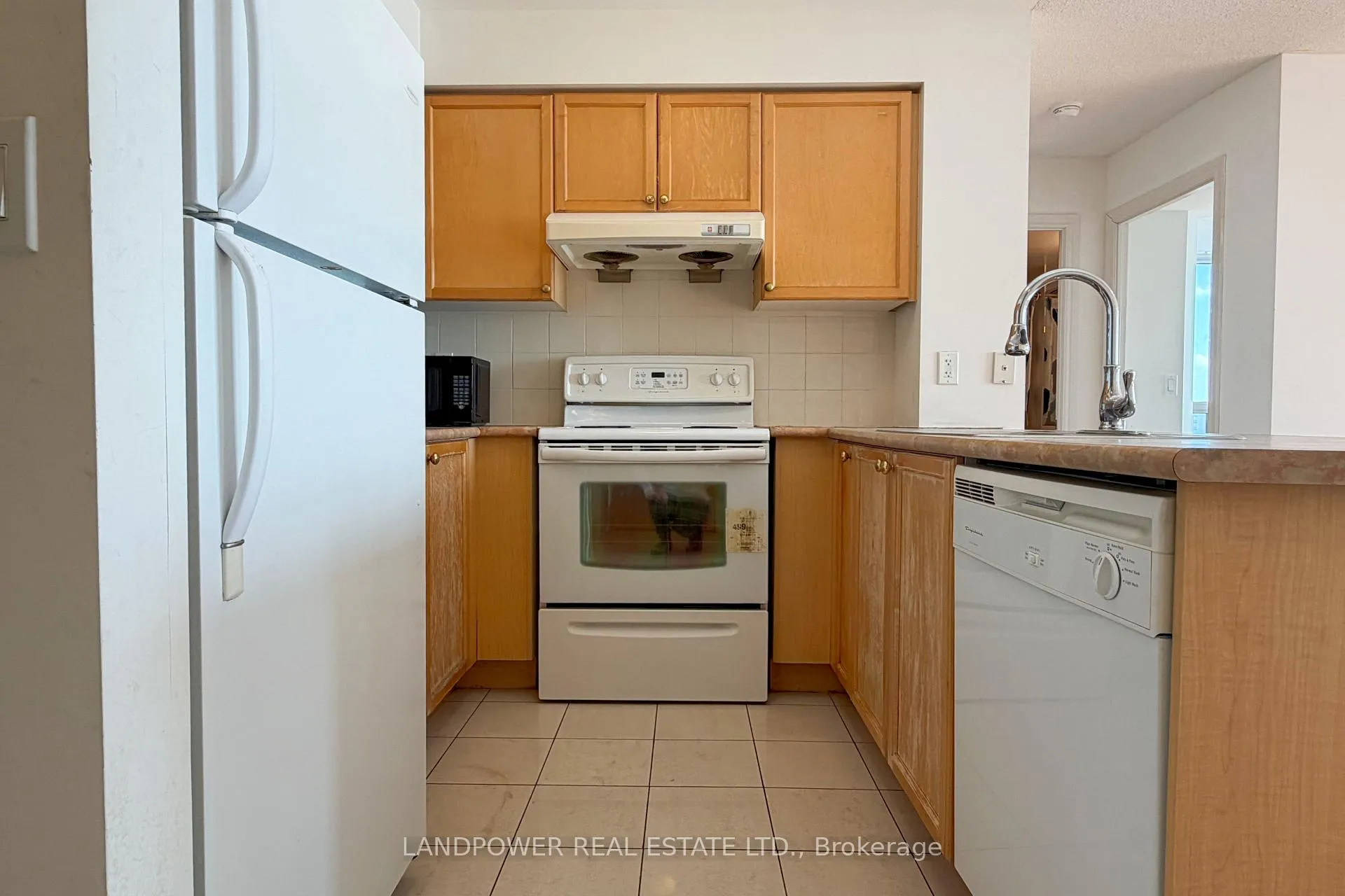 Photo 8 of Unit 2602, 50 Brian Harrison Way, Scarborough, Bendale — HOMEH