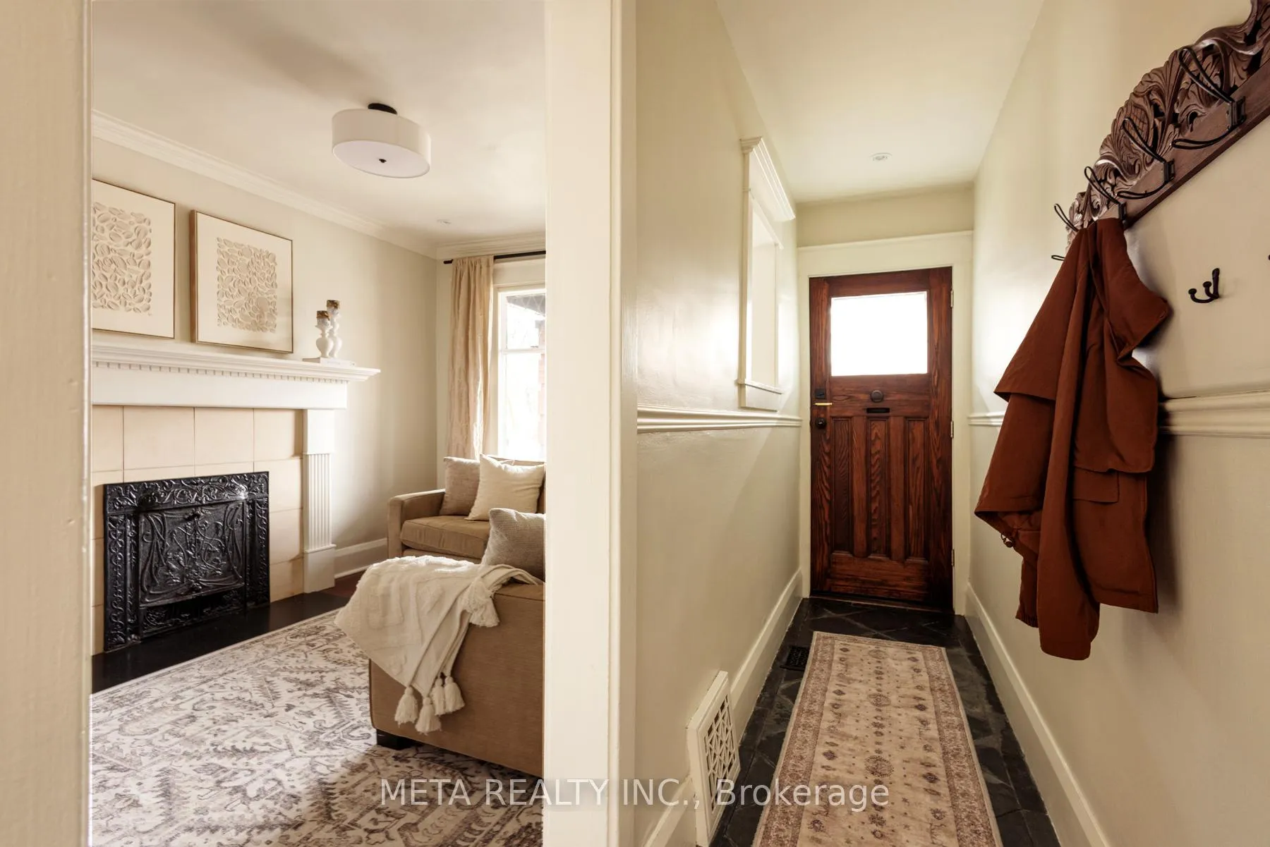 Photo 8 of 176 Gainsborough Road, Toronto, Woodbine Corridor — HOMEH