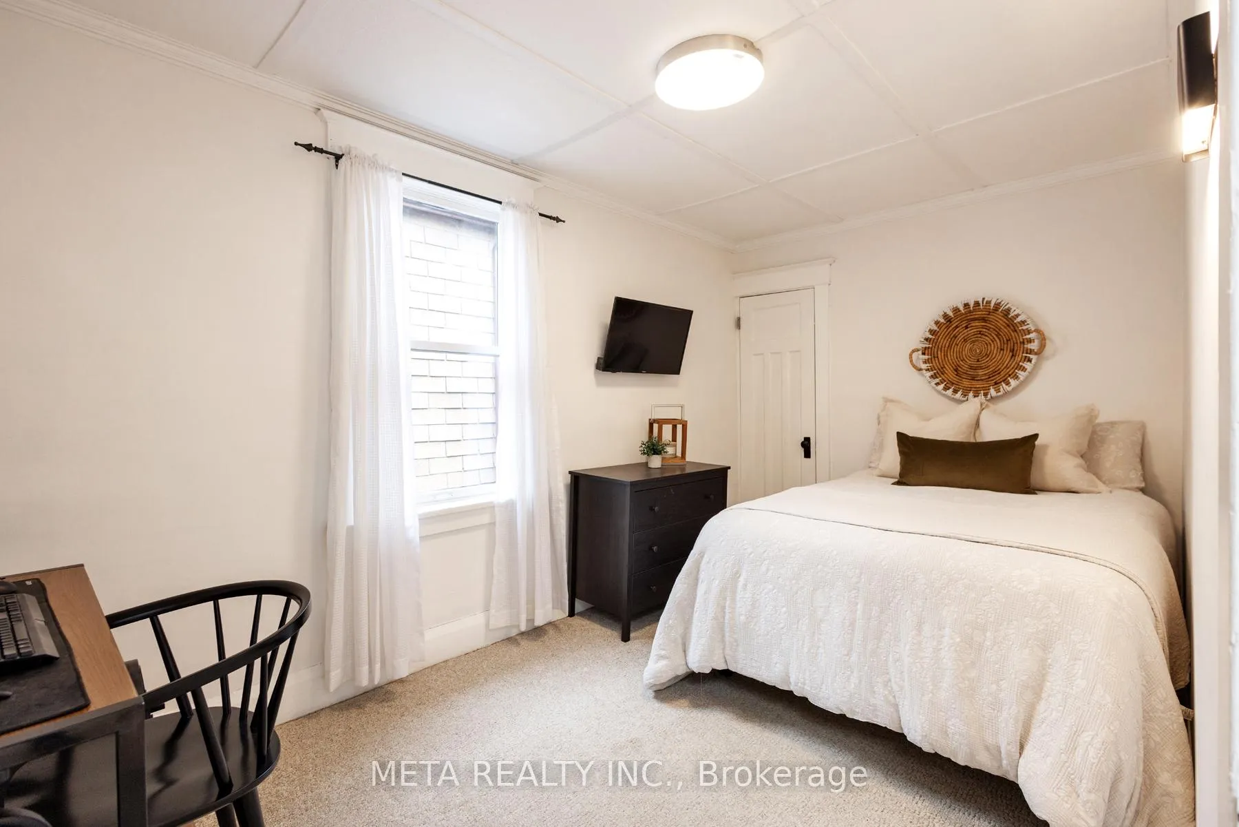 Photo 34 of 176 Gainsborough Road, Toronto, Woodbine Corridor — HOMEH