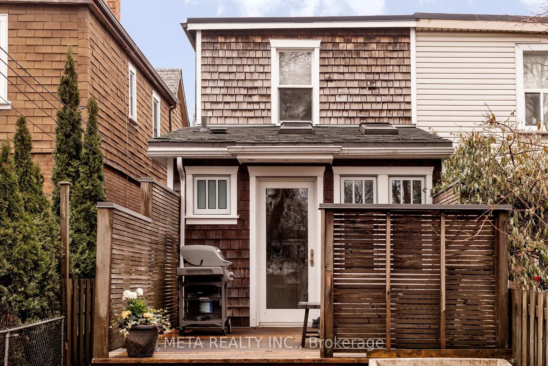 Photo 46 of 176 Gainsborough Road, Toronto, Woodbine Corridor — HOMEH