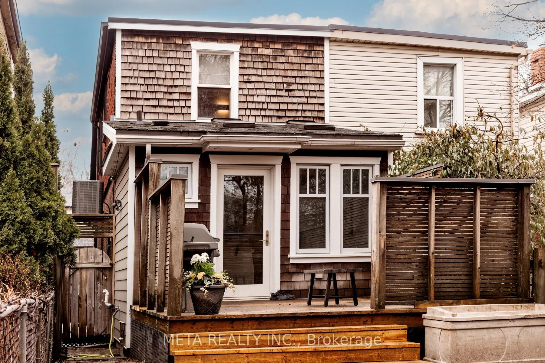Photo 47 of 176 Gainsborough Road, Toronto, Woodbine Corridor — HOMEH