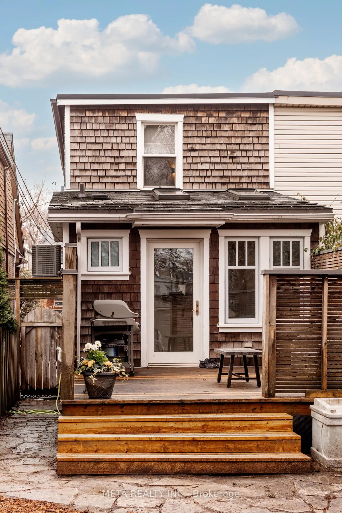 Photo 50 of 176 Gainsborough Road, Toronto, Woodbine Corridor — HOMEH