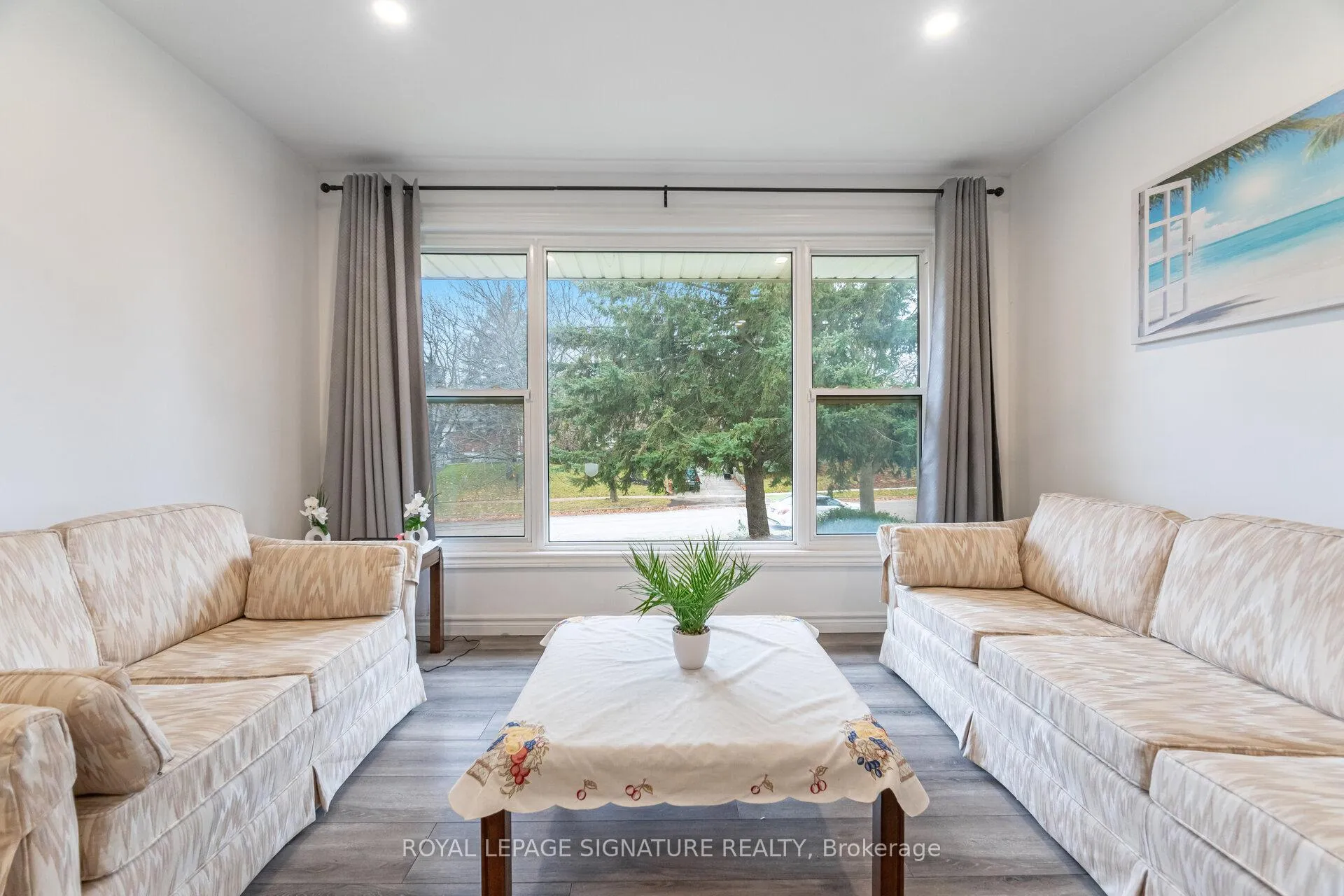 Photo 11 of 406 Tamarack Drive, Waterloo, Lakeshore Village — HOMEH