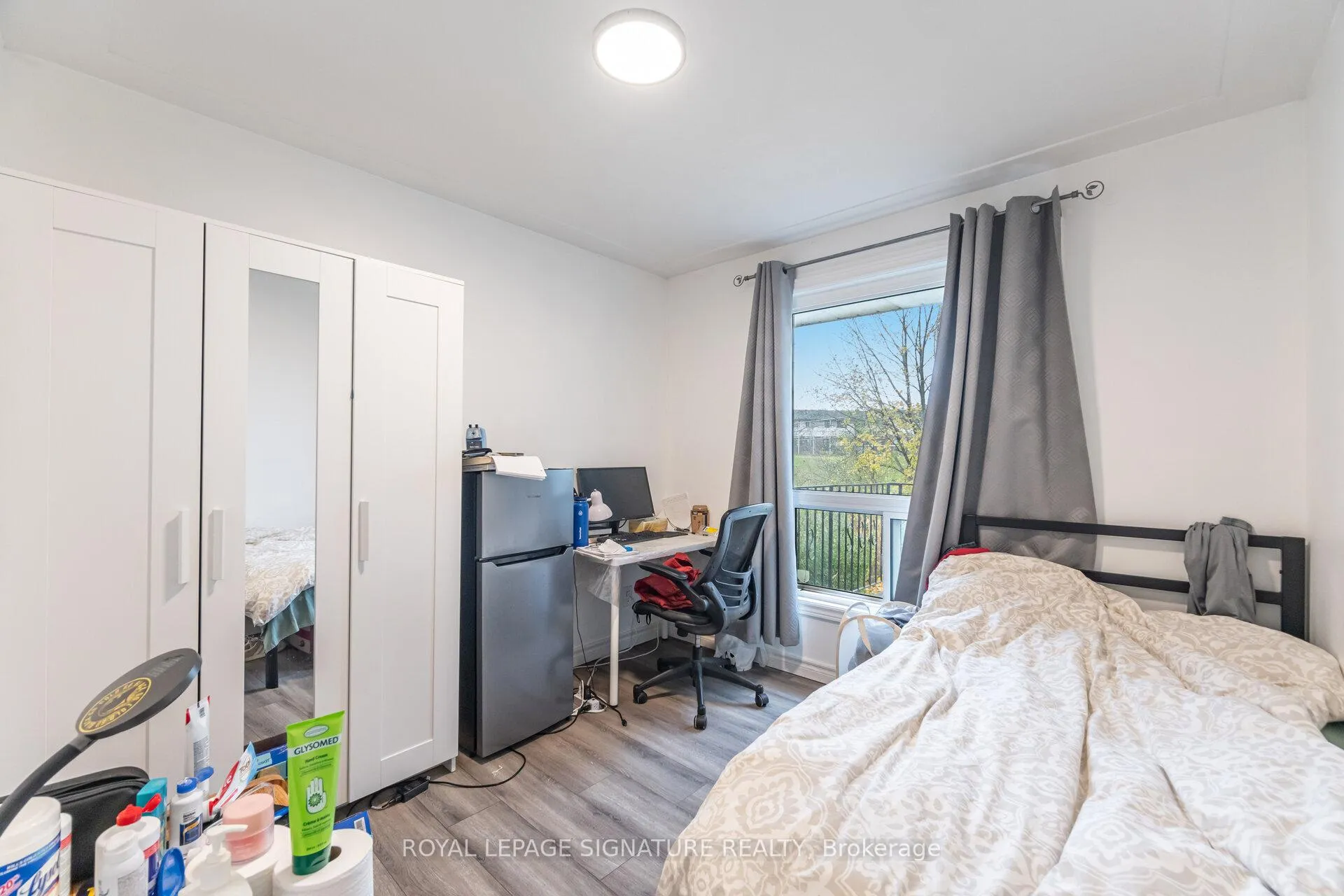 Photo 19 of 406 Tamarack Drive, Waterloo, Lakeshore Village — HOMEH