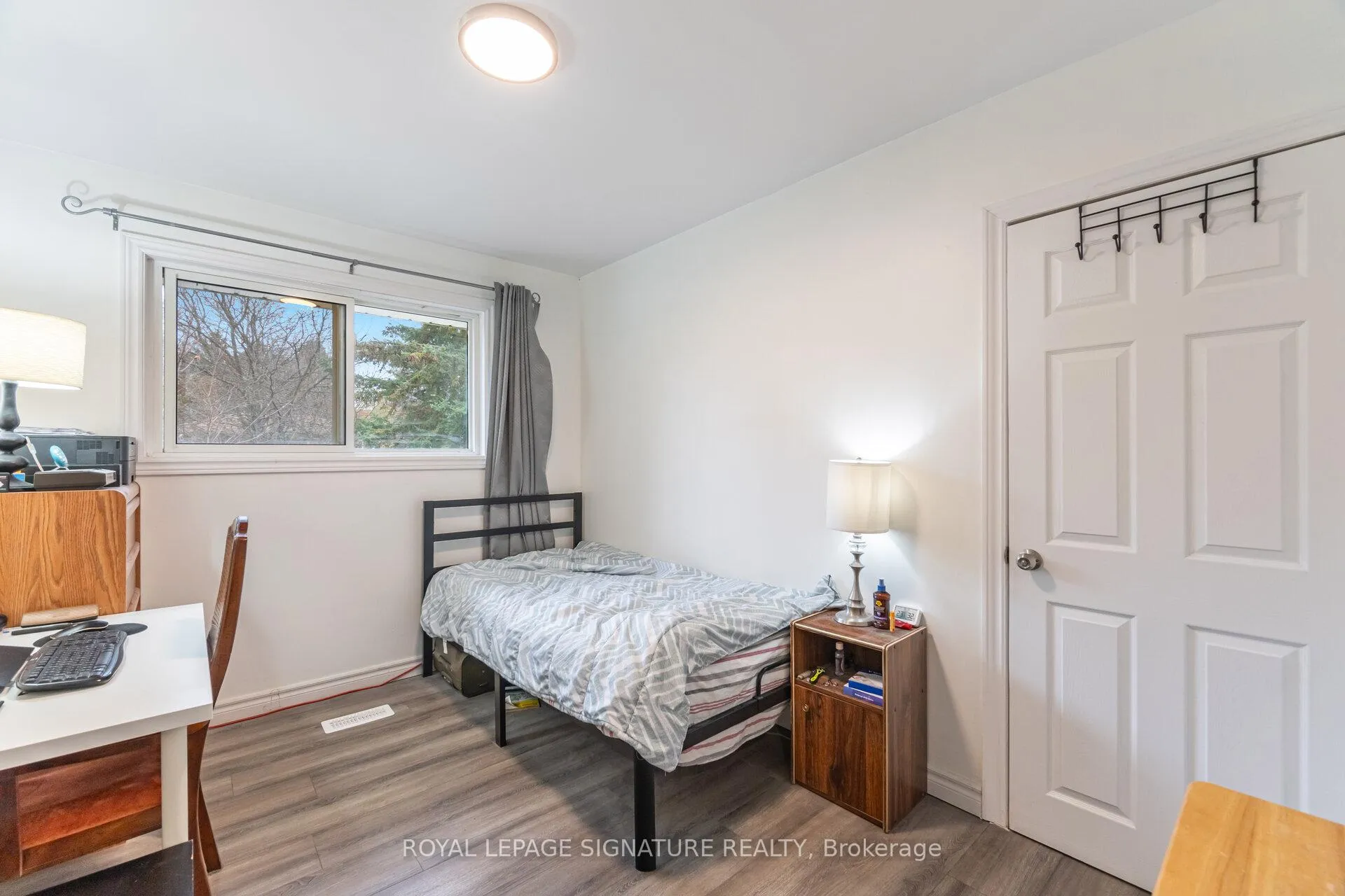 Photo 23 of 406 Tamarack Drive, Waterloo, Lakeshore Village — HOMEH