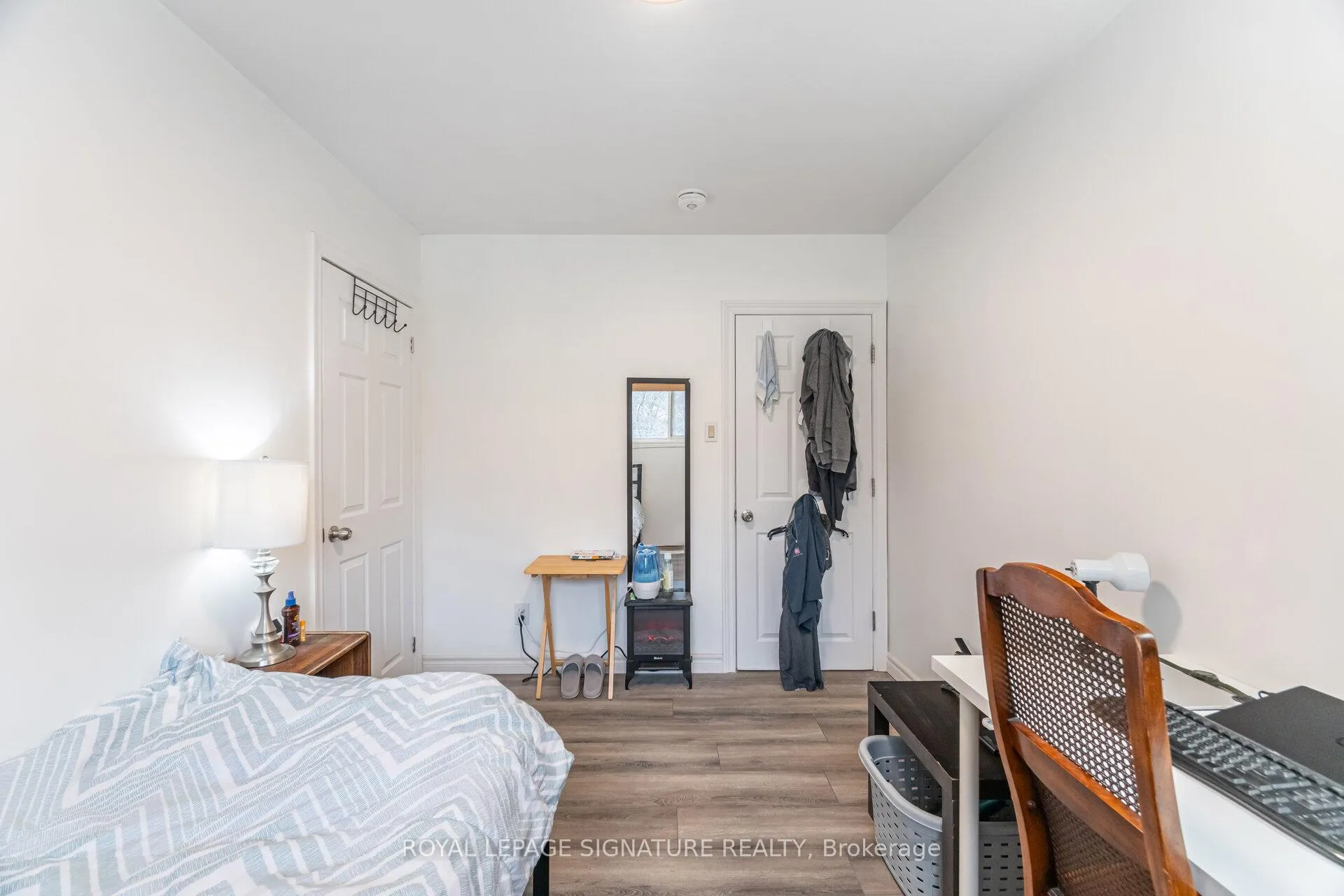 Photo 24 of 406 Tamarack Drive, Waterloo, Lakeshore Village — HOMEH