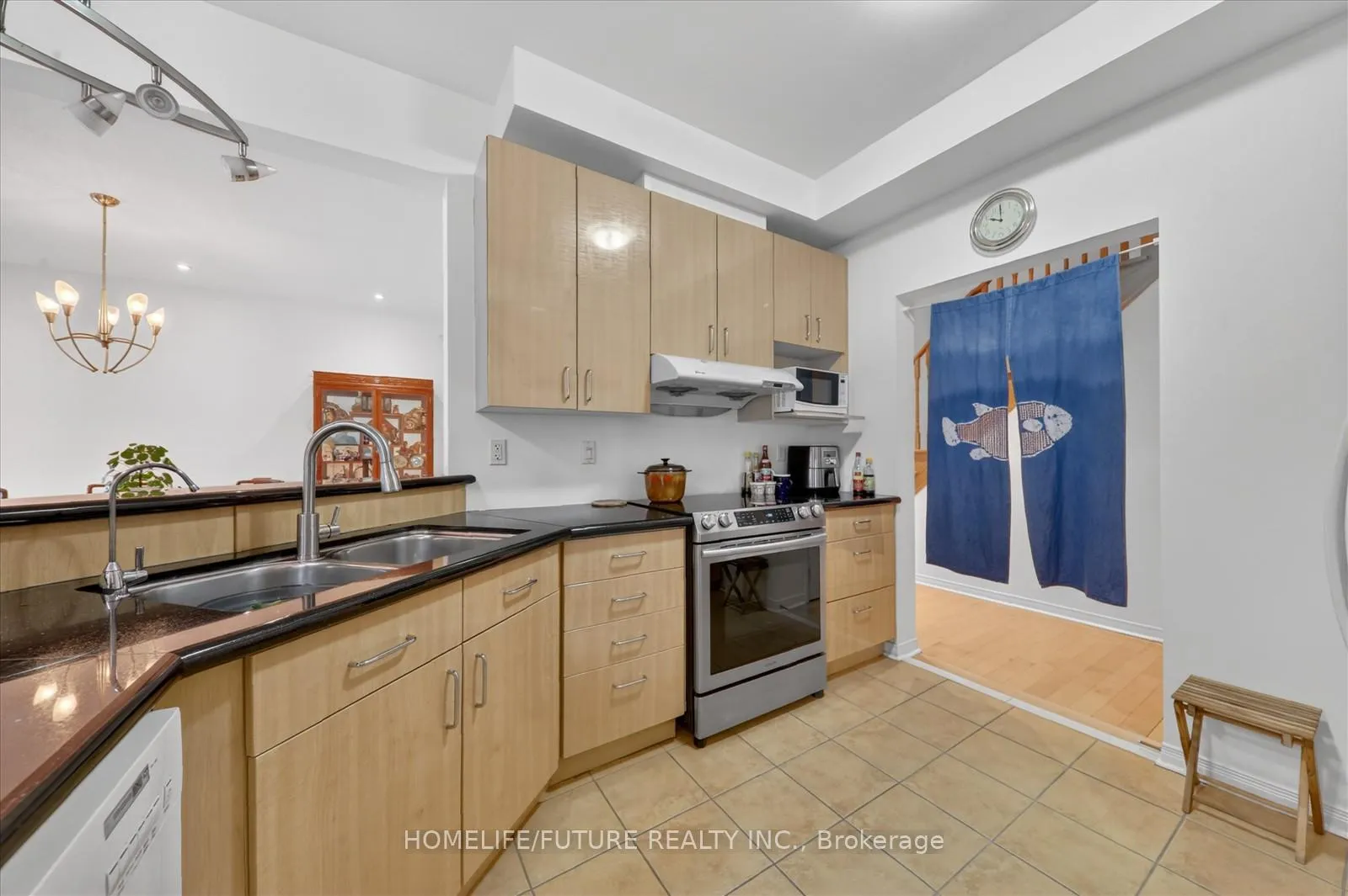 Photo 16 of 149 Peshawar Avenue, Markham, Village Green-South Unionville — HOMEH