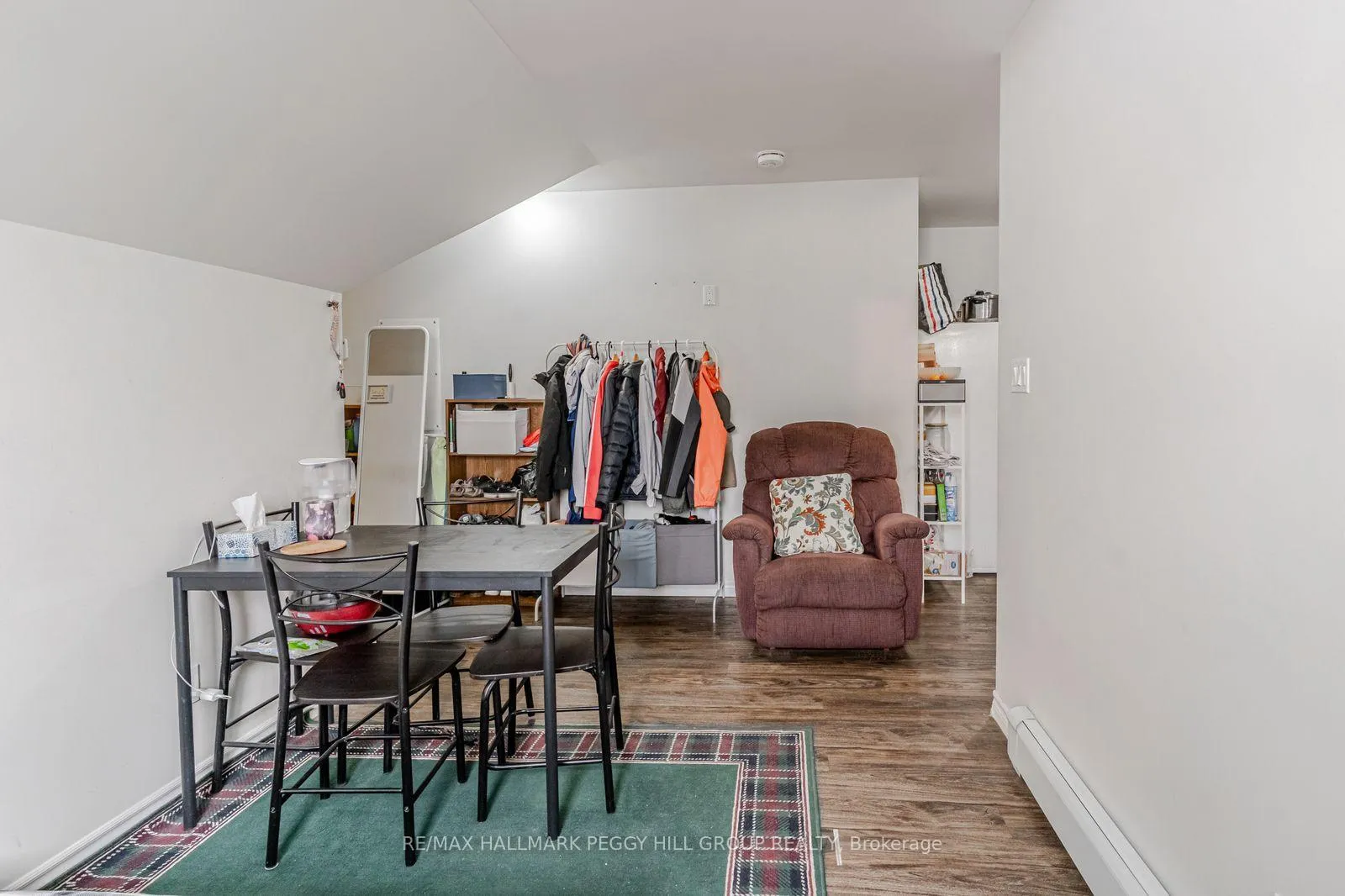 Photo 4 of Unit 4, 42 Toronto Street, Barrie, City Centre — HOMEH